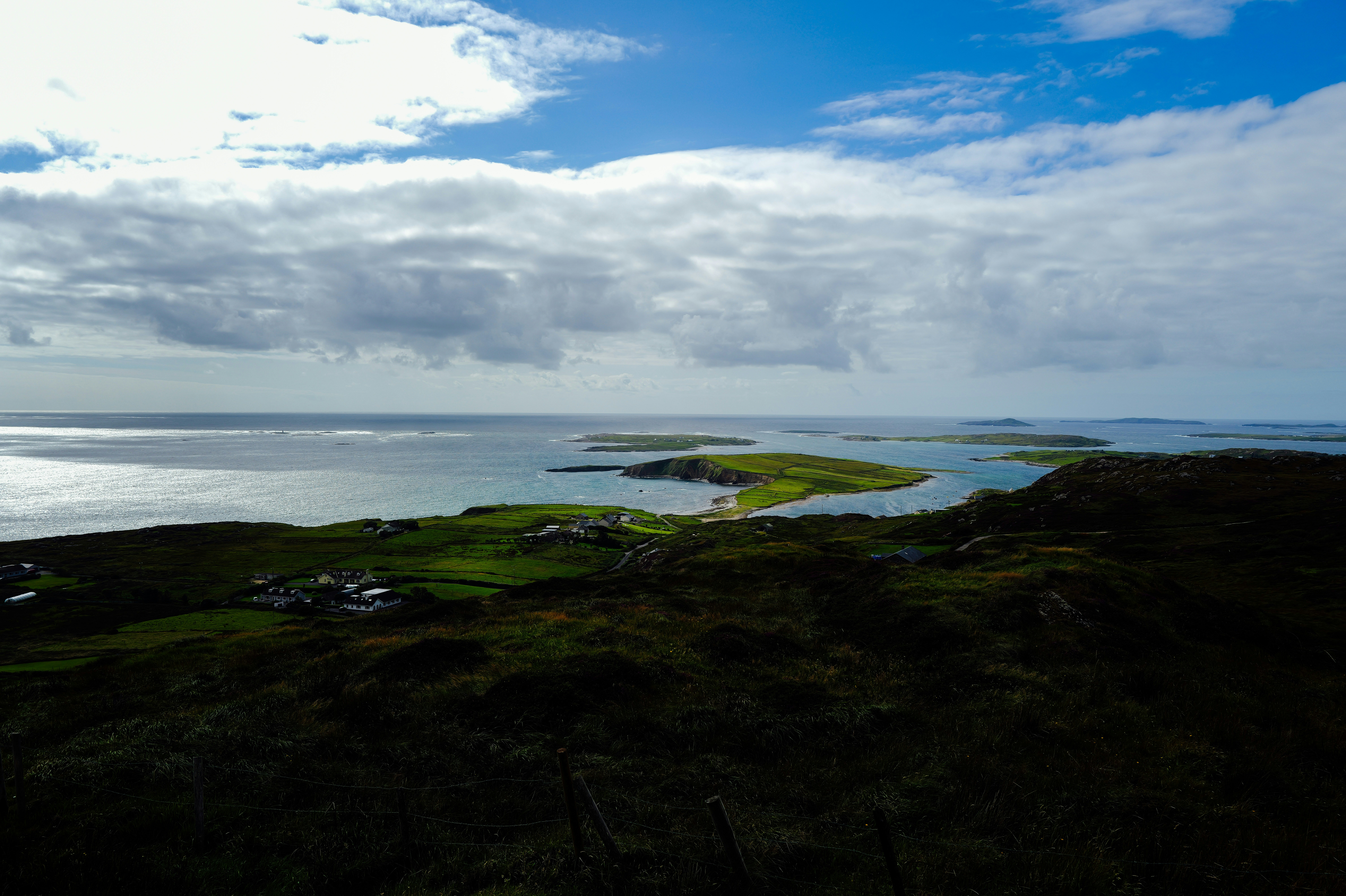 Photo by adrienolichon