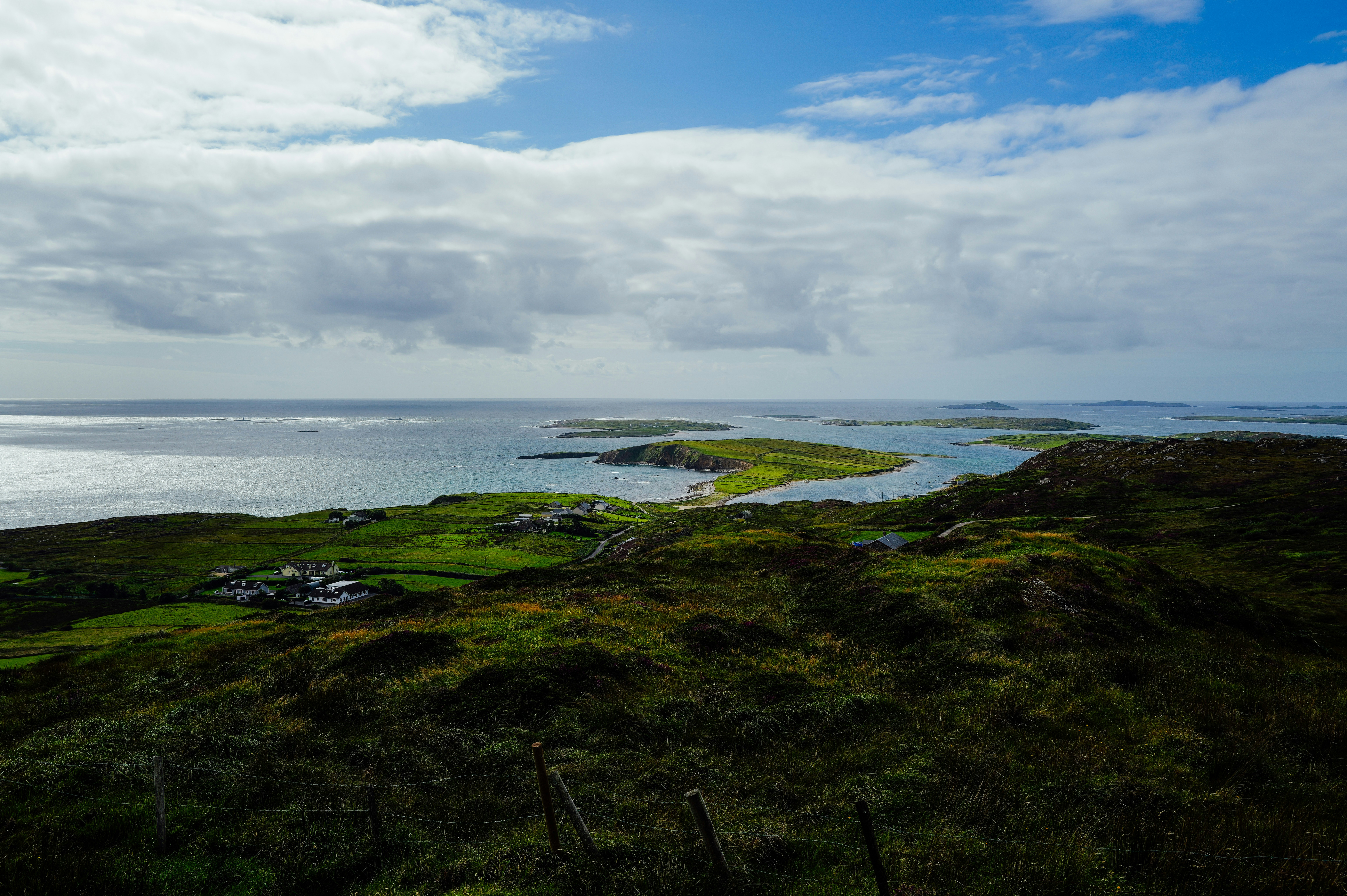 Photo by adrienolichon