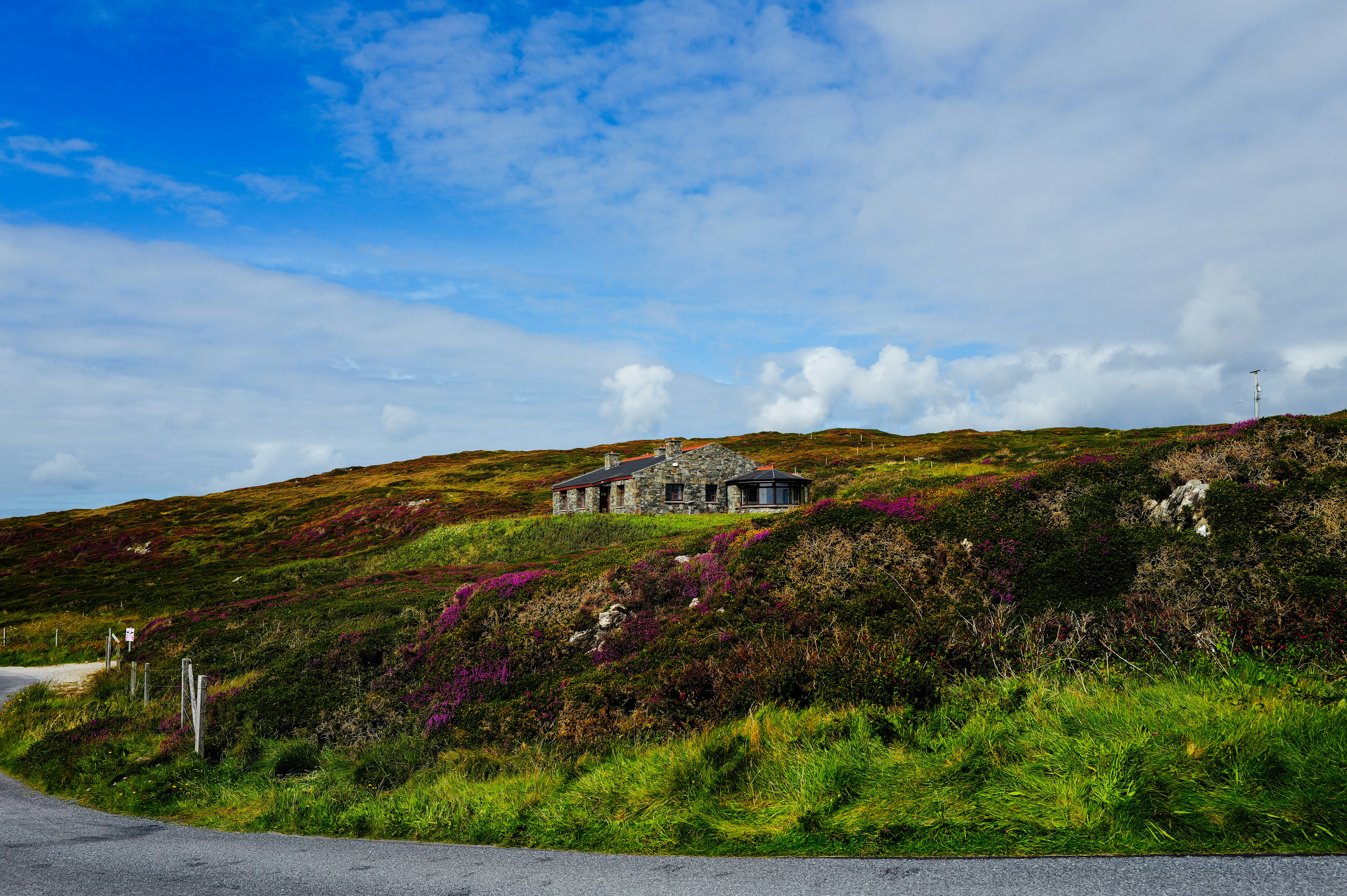 Photo by adrienolichon