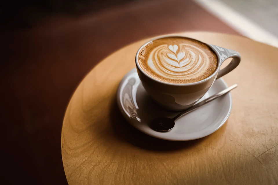 A latte on a saucer