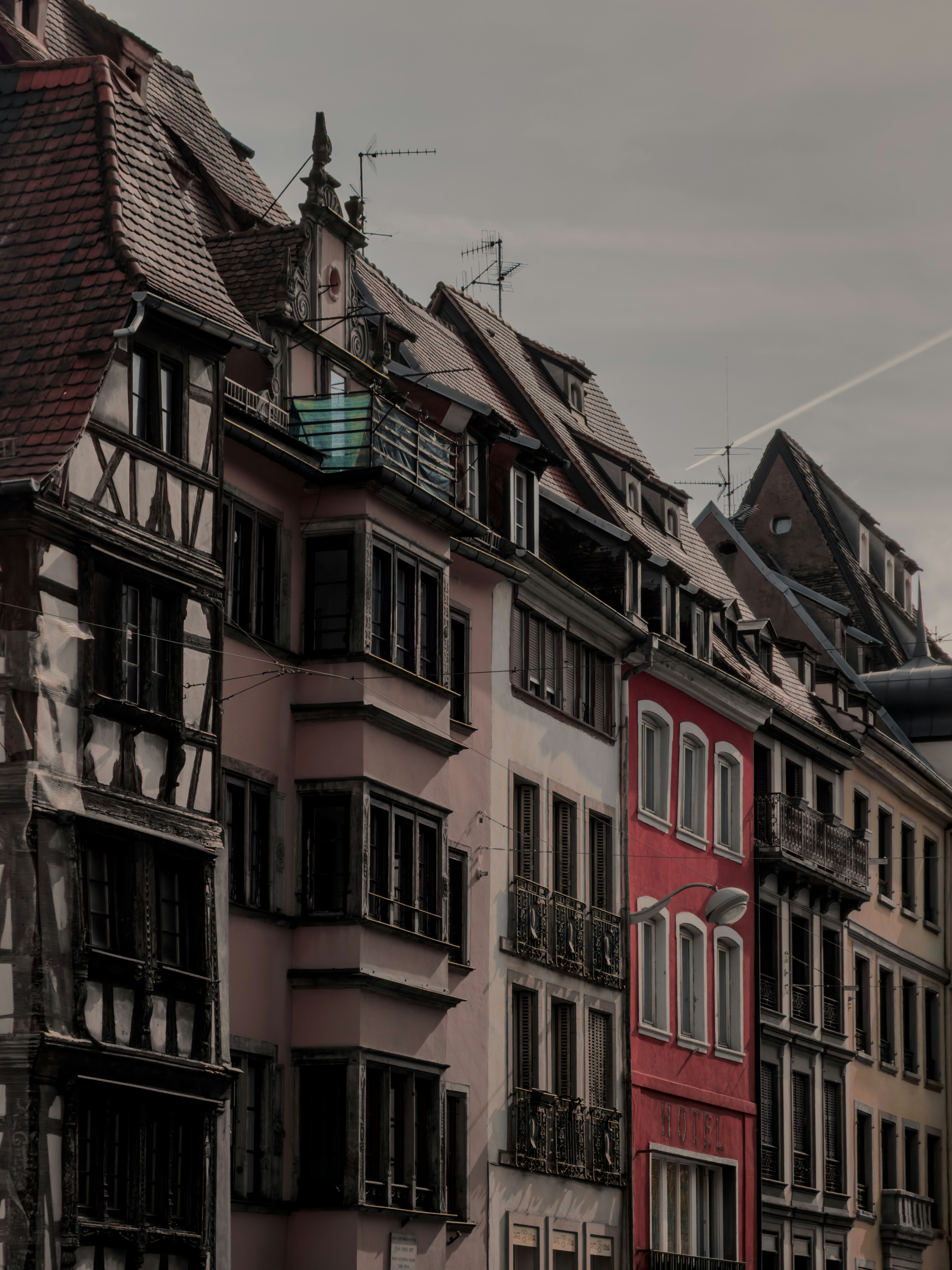 Photo by warrensammut