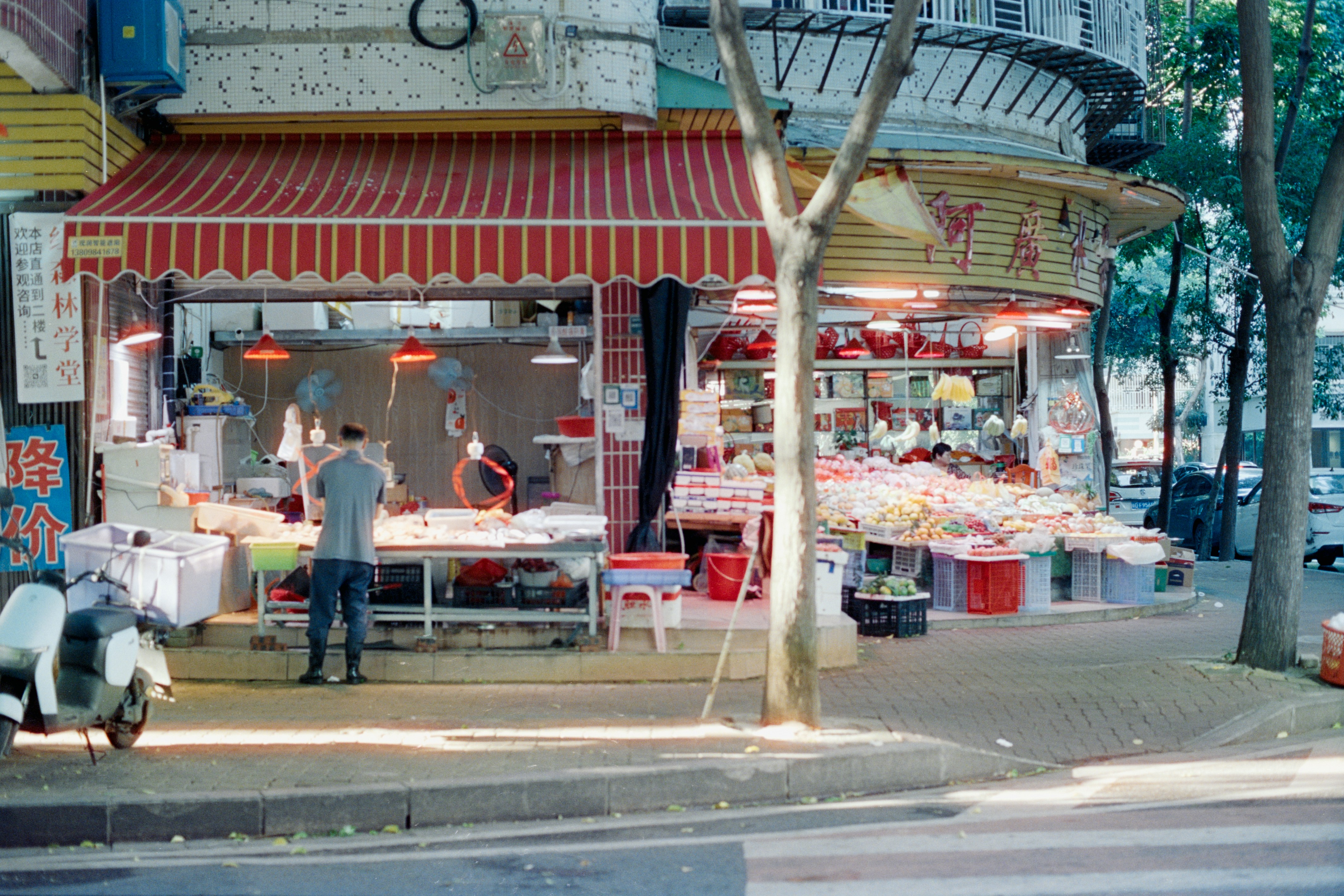 Photo by zhenyao_photo