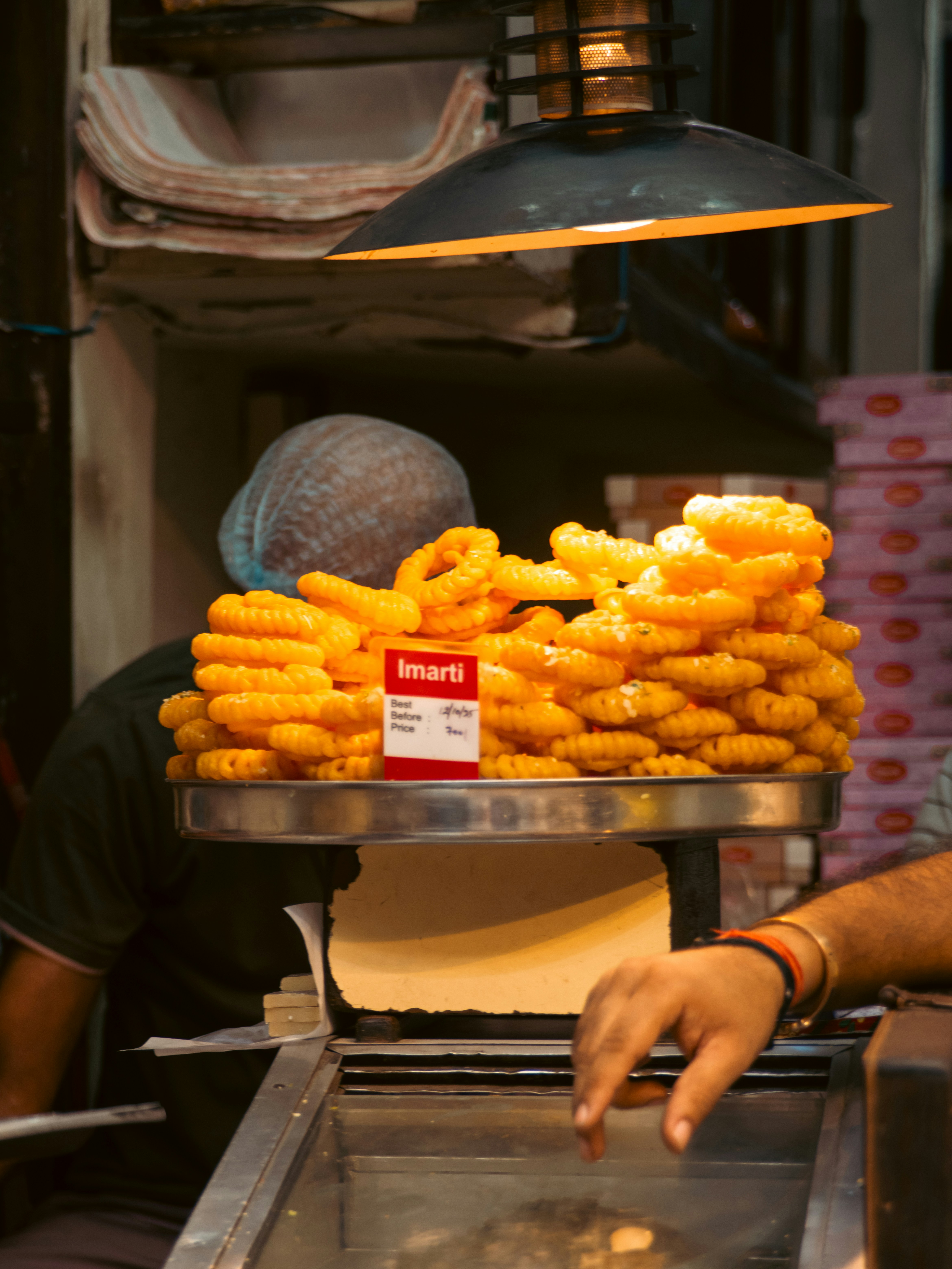 Photo 1760263215450 B13943da7e17?ixid=M3w0MzUxNjF8MHwxfHNlYXJjaHwxMXx8dHJhZGl0aW9uYWwlMjBkZXNzZXJ0c3xlbnwwfHx8fDE3NzAzNzUxMTJ8MA&ixlib=rb 4.1