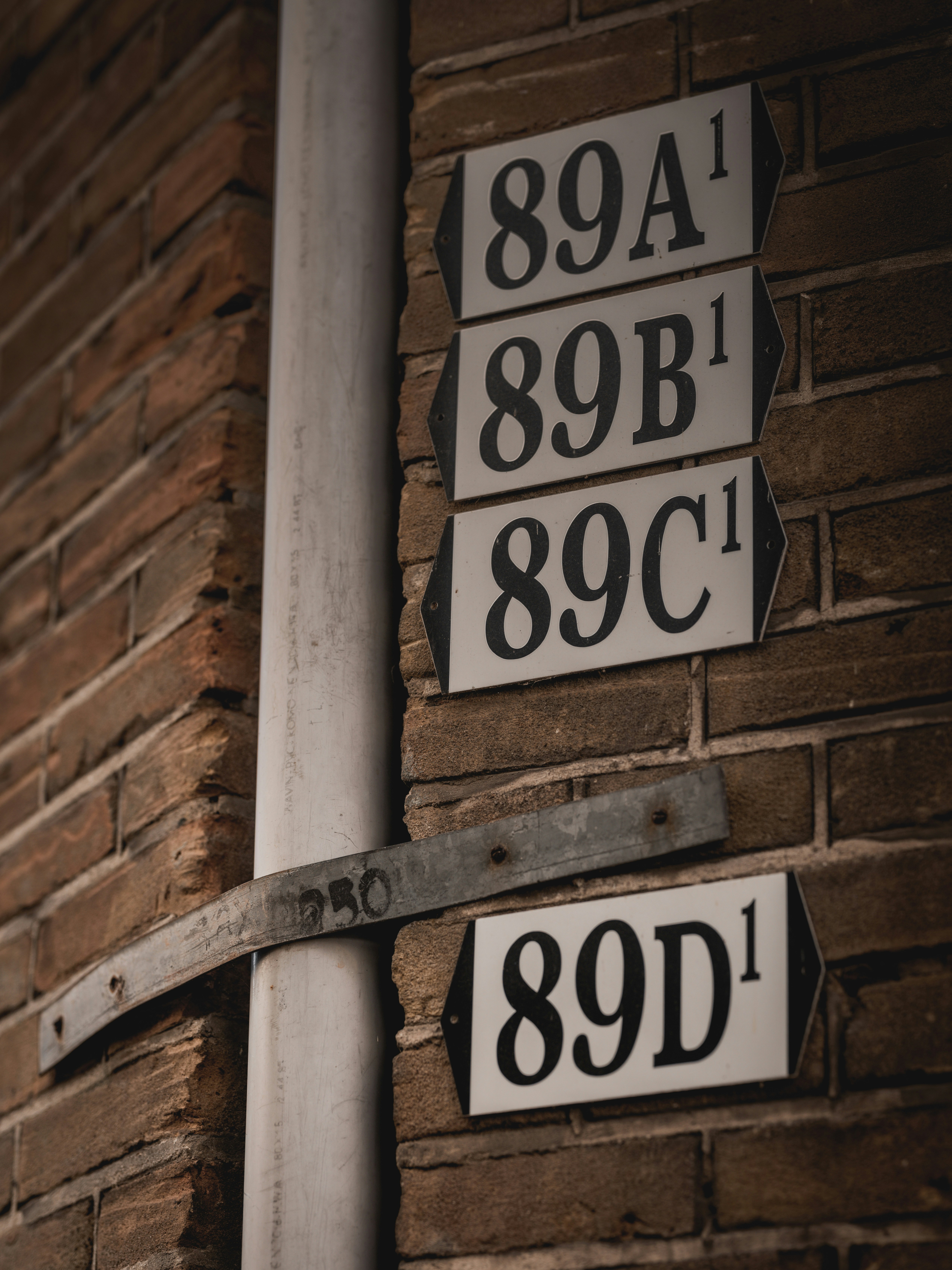 Scaling Multi‑Location Catalogs in 2026: Automation, Local Signals, and Creator Funnels