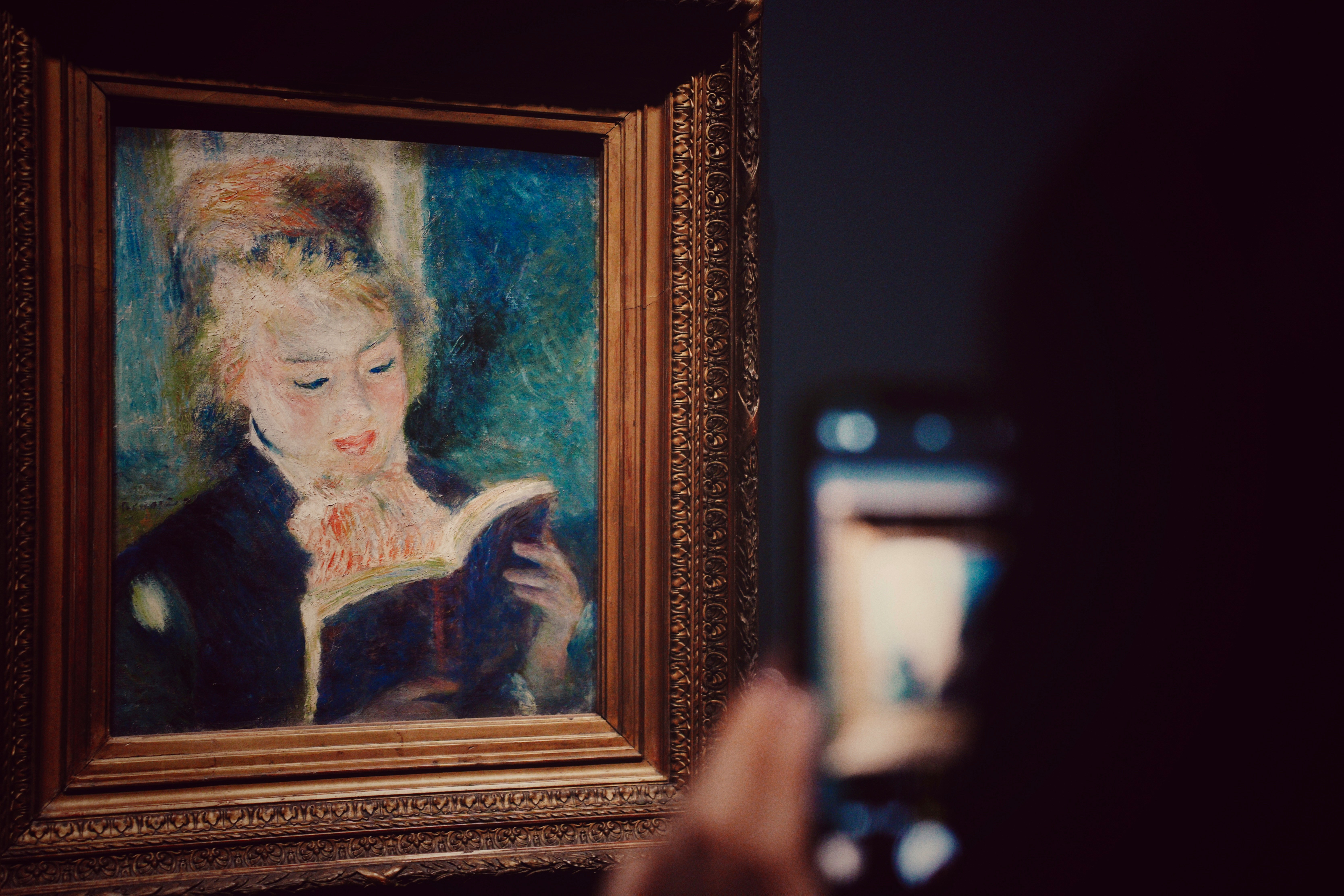 Seen and Unseen: How Leonardo da Vinci's Gaze Redefined Women in the Age of the Renaissance