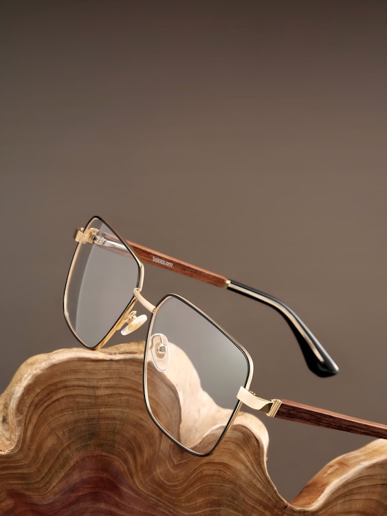 Shop Moneti Eyewear Collection - Premium quality frames at unbeatable prices