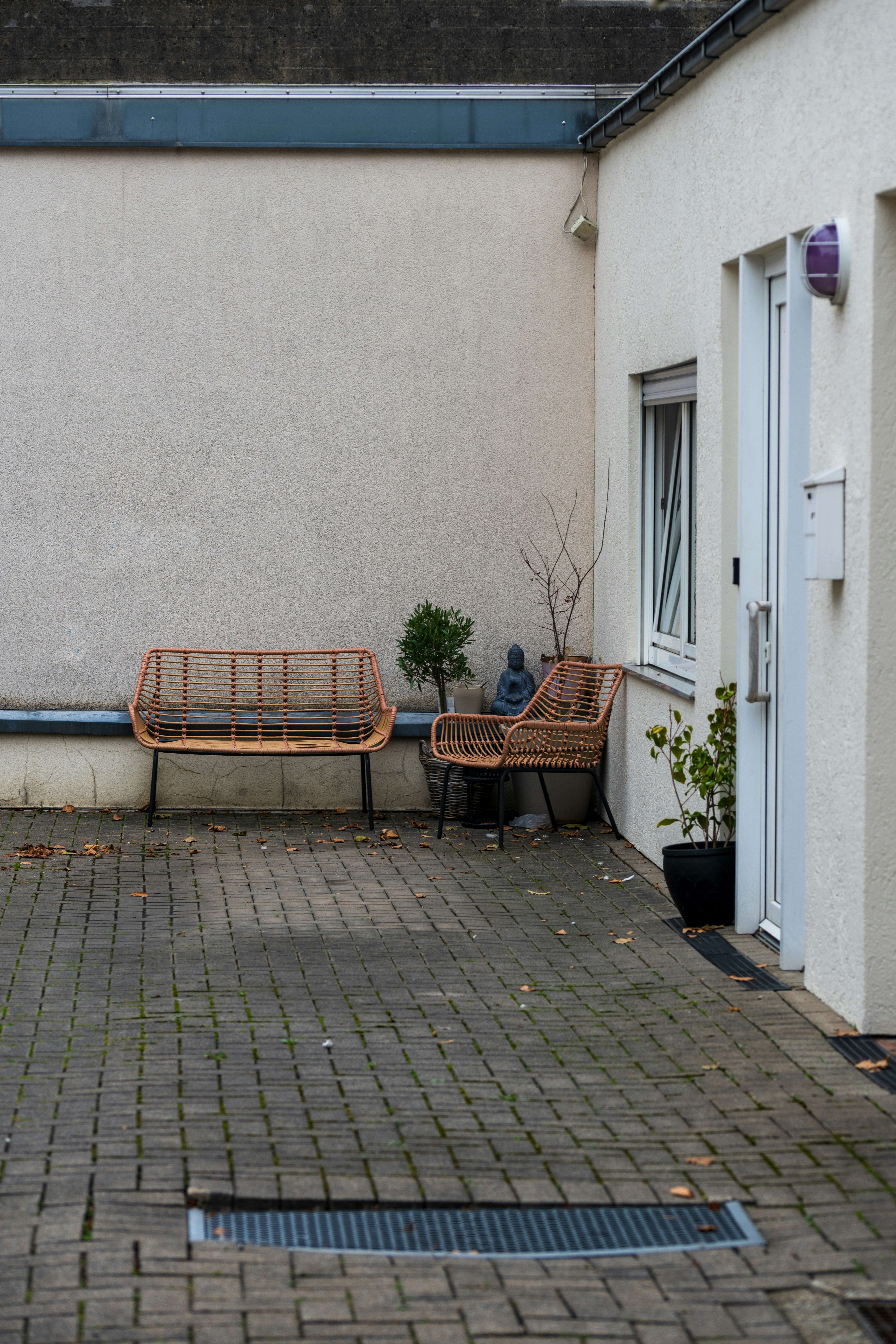 outdoor zen patio, wallpaper, Affordable Zen Headboard for Outdoor Patio 3