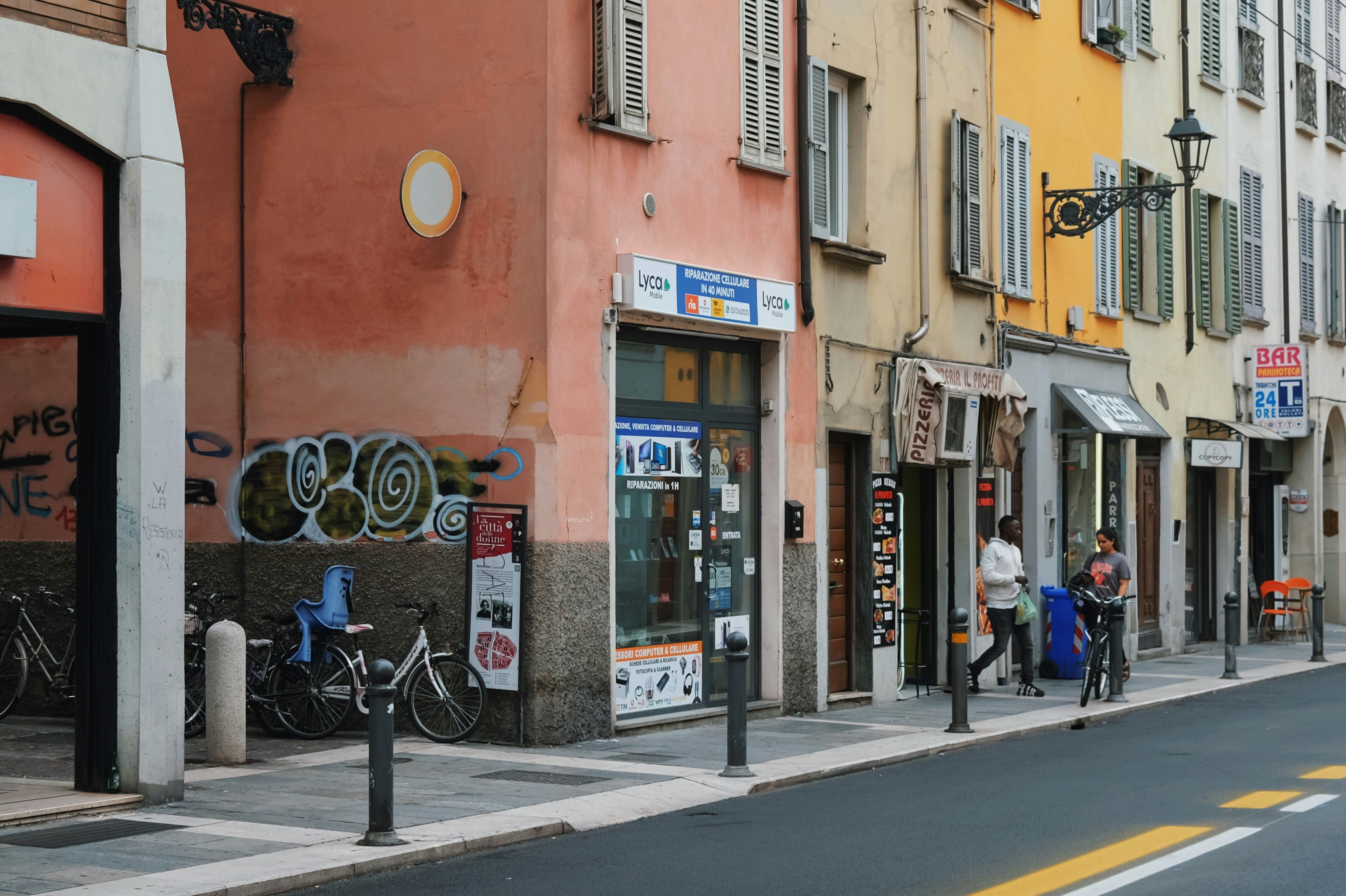 Local Business Spotlight: How a Pizzeria Leveraged Easter Promotions to Drive Year-Round Sales