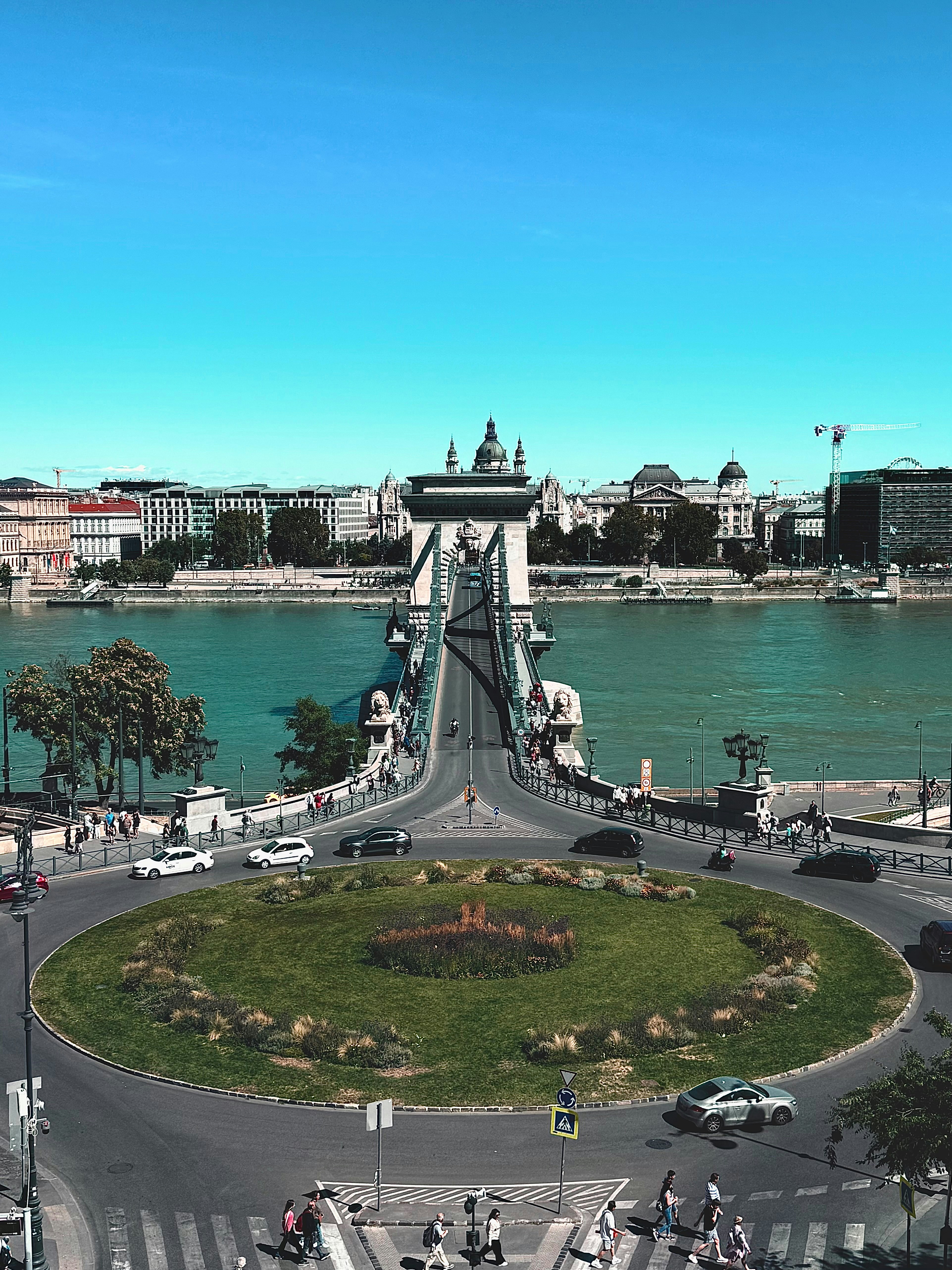 Széchenyi chain bridge over danube river in budapest