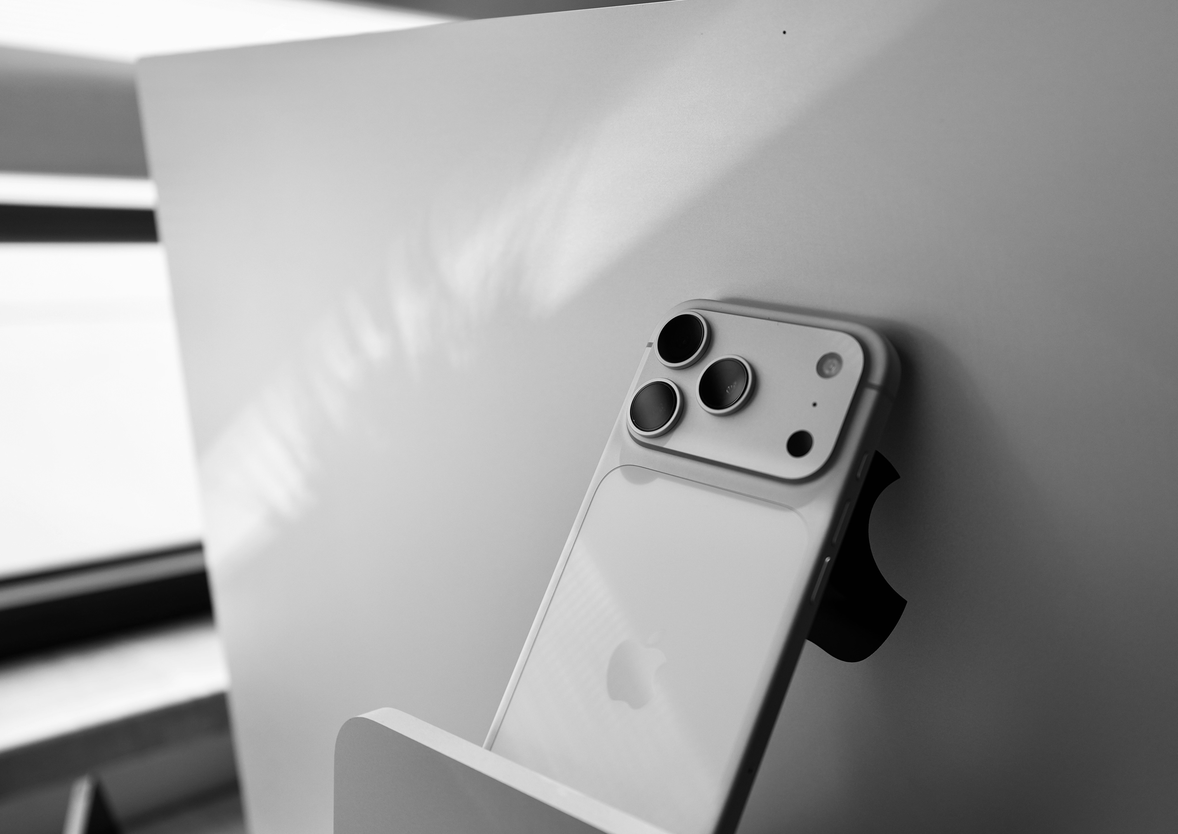 How to Generate hottlips nude with AI