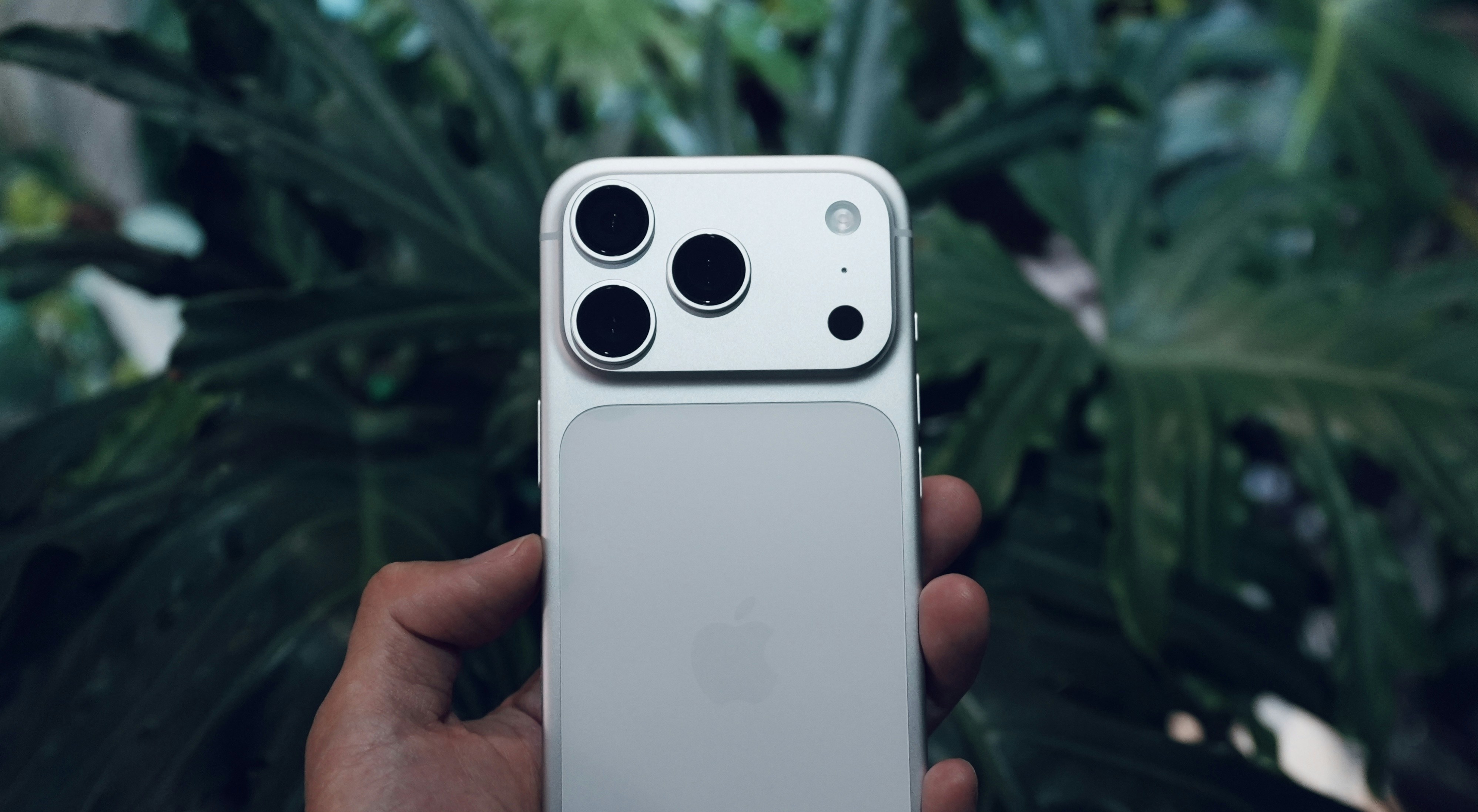 How to Generate bellaluuna nude with AI