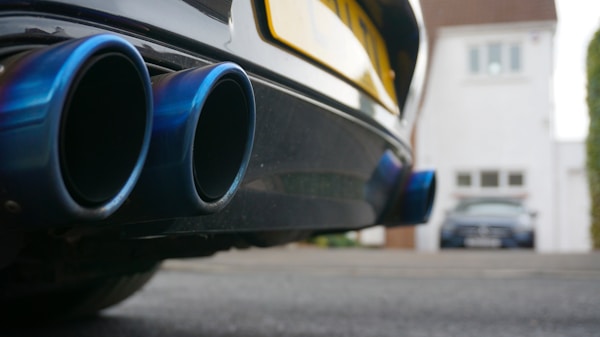 MagnaFlow cat-back exhaust tip on Challenger R/T
