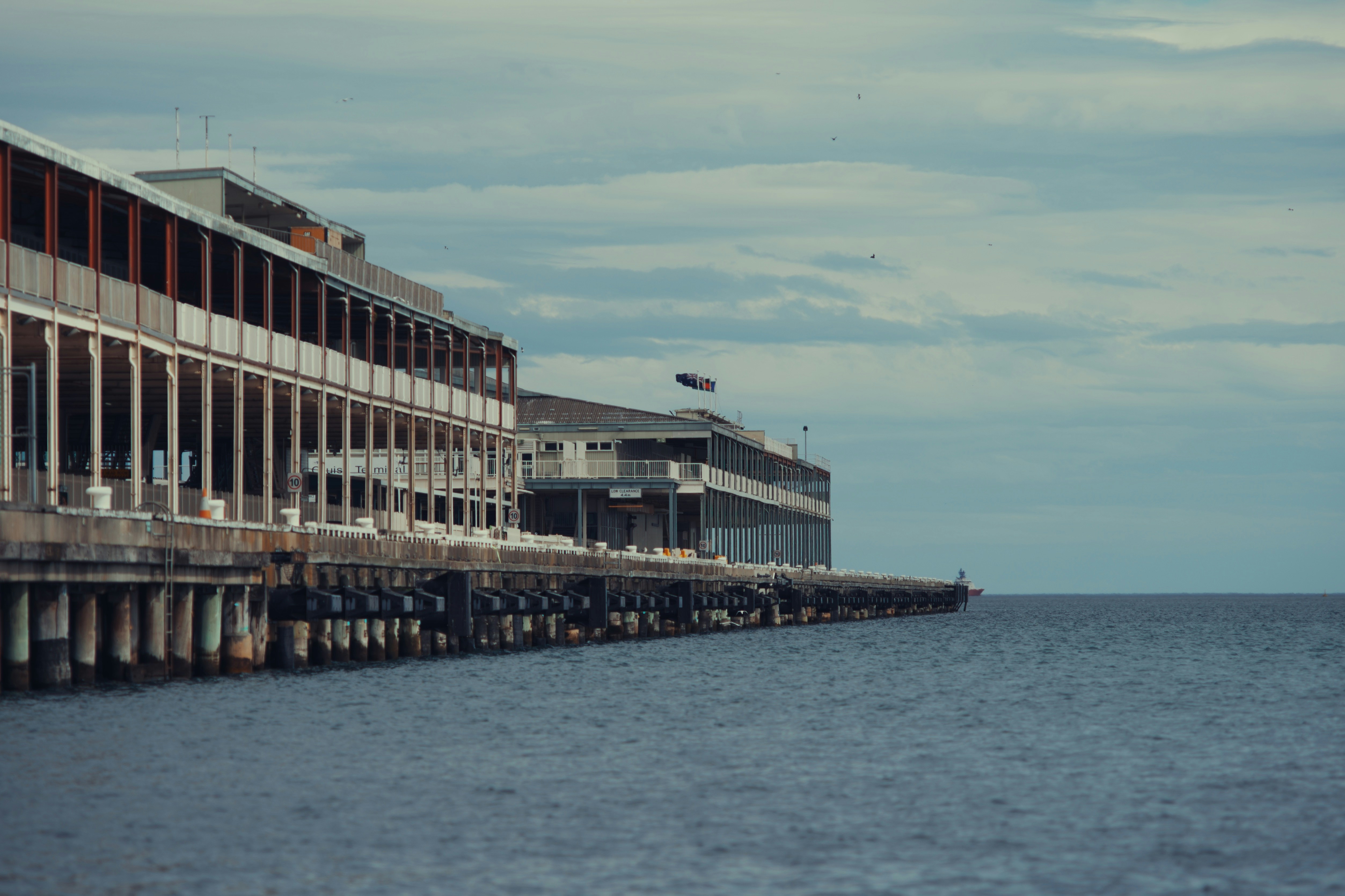Marine port terminal