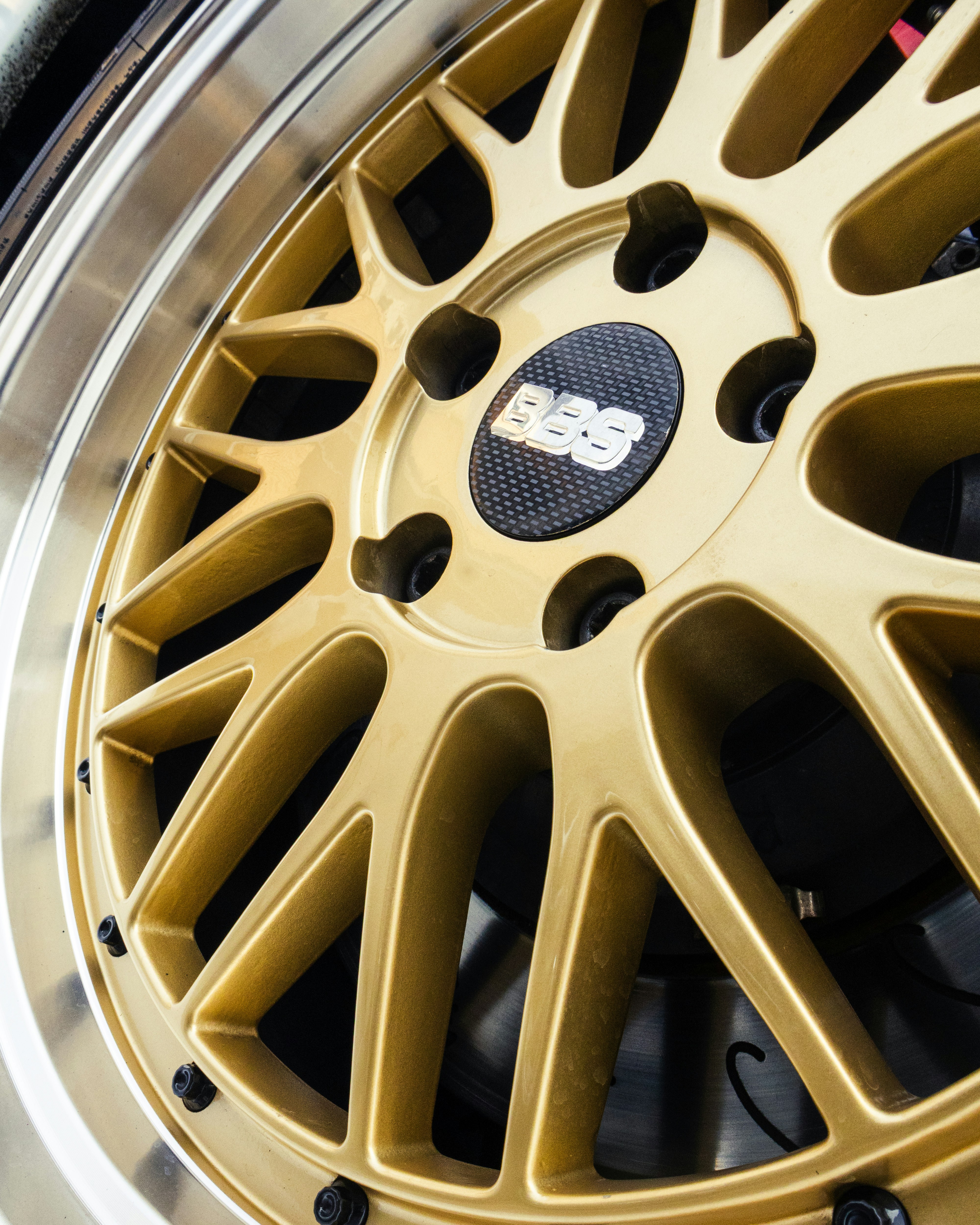 Photo by abstract_ion