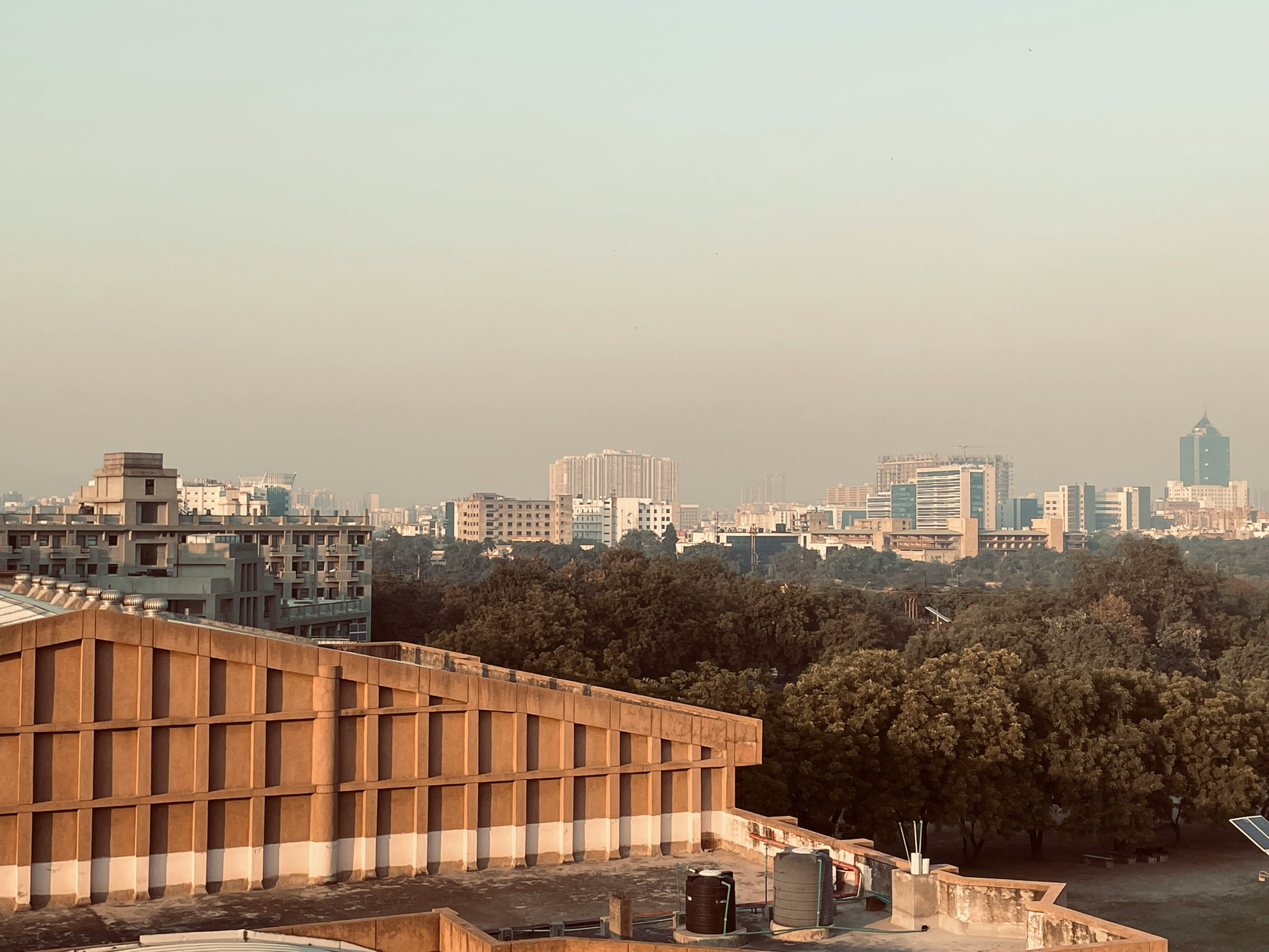 Η Στάθμευση ως Περιβαλλοντική Πράξη: Πώς η Έξυπνη Επιλογή Θέσης Μειώνει τον Αποτύπωμα CO2 στην Πάτρα
