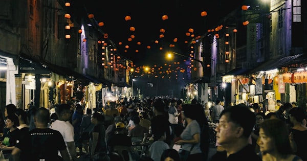 Togoshi-ginza Shopping Street Festival (Annual)