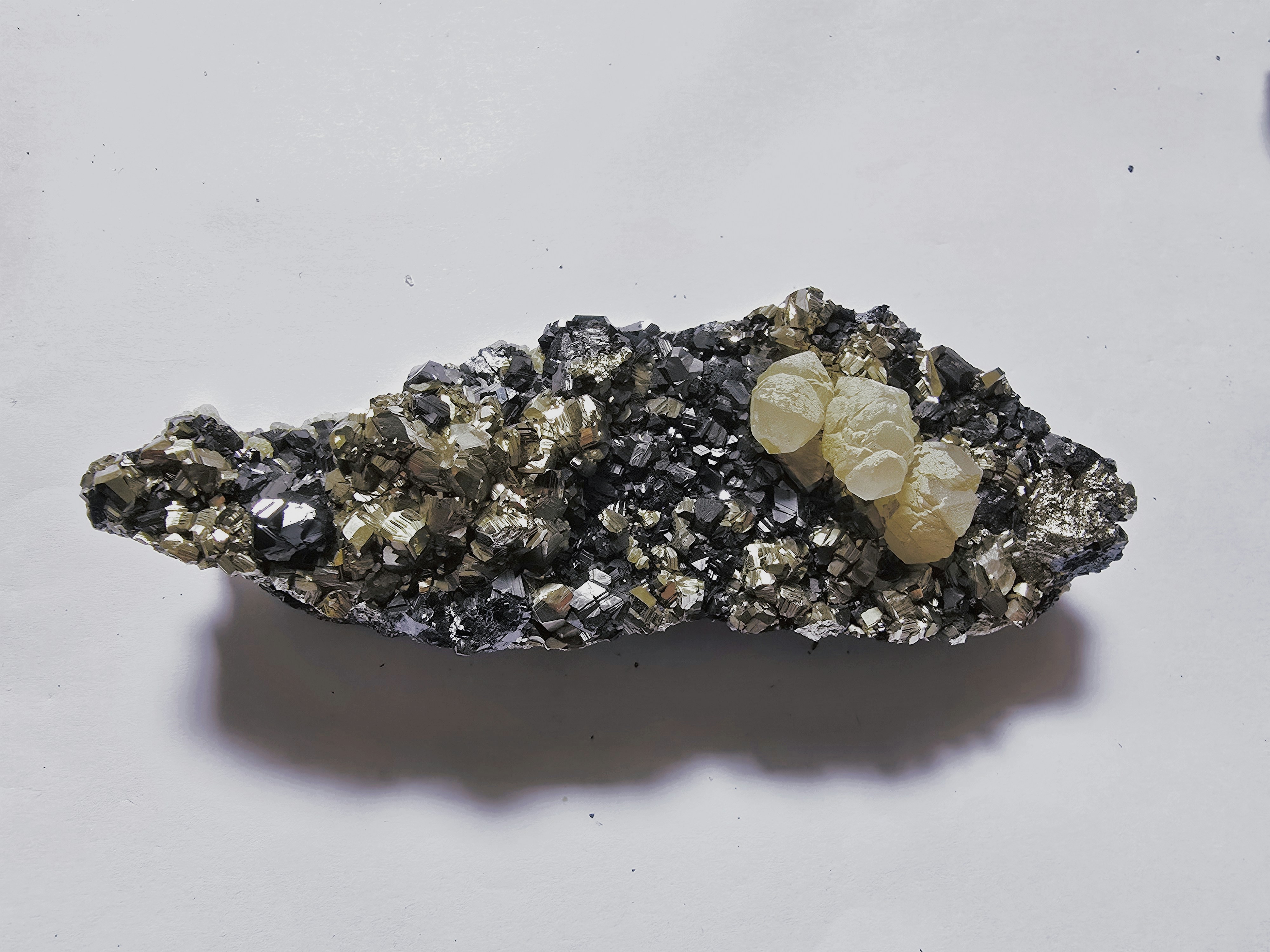 Photo by alberthyseni