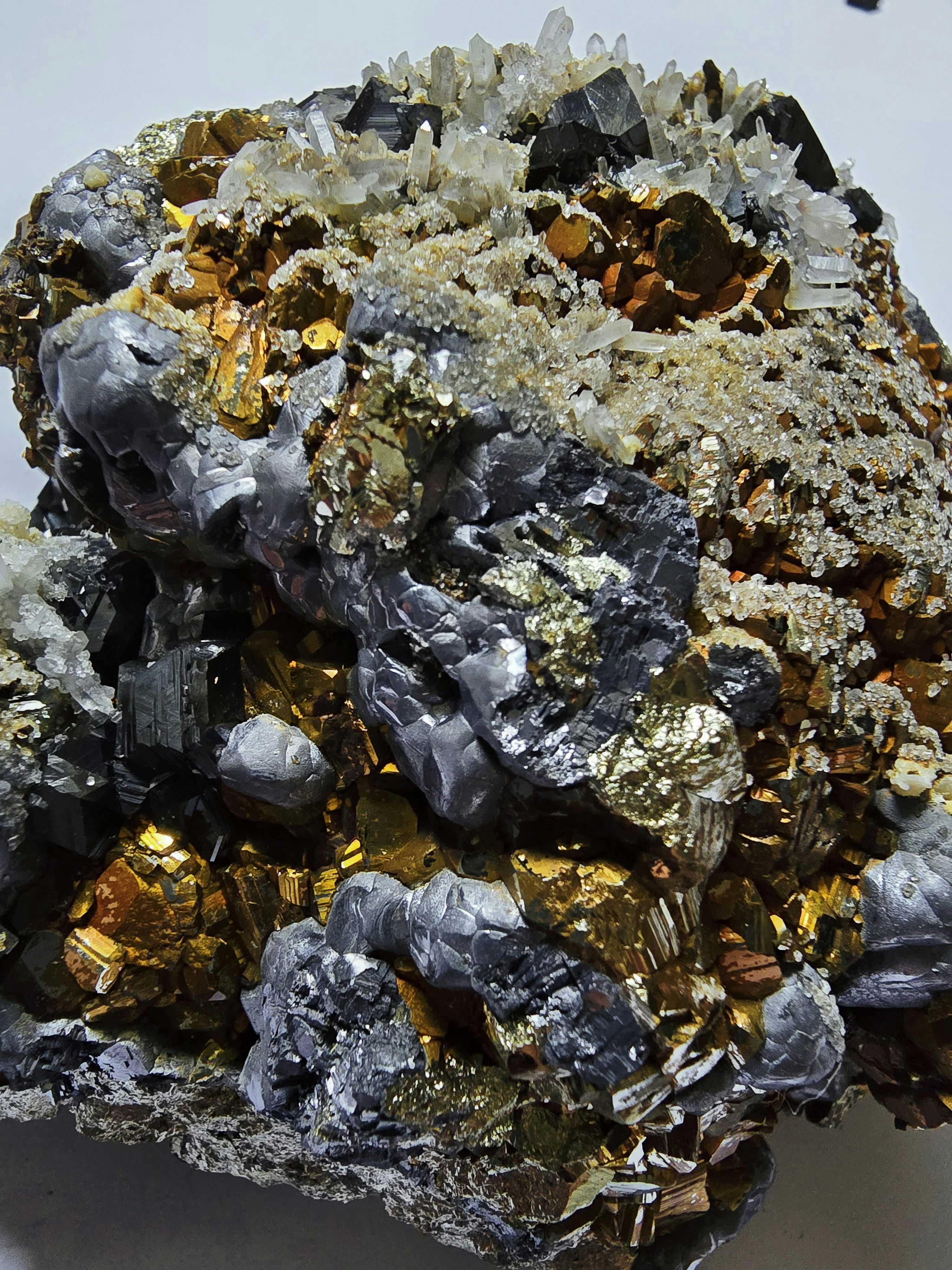 photo-1760651914136-b57257a32a10?ixid=M3