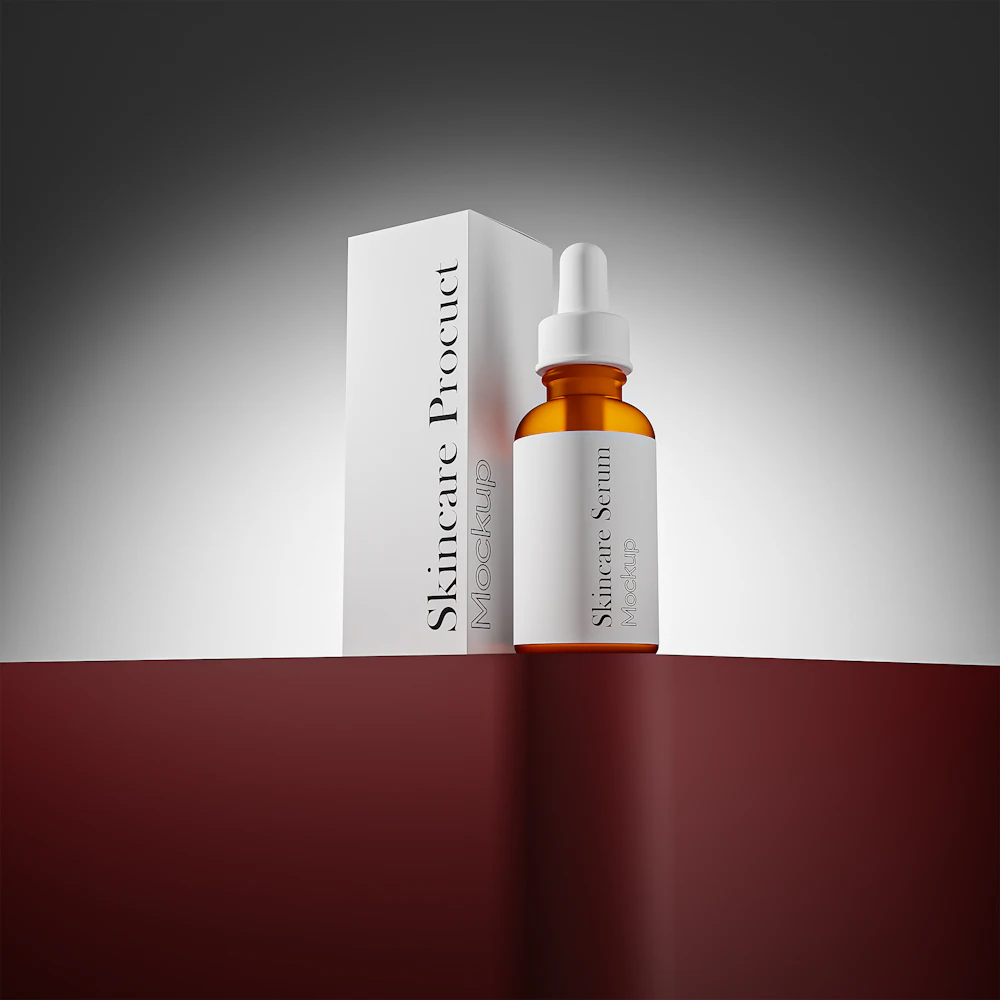 Botol serum dan kemasan kotak produk skincare