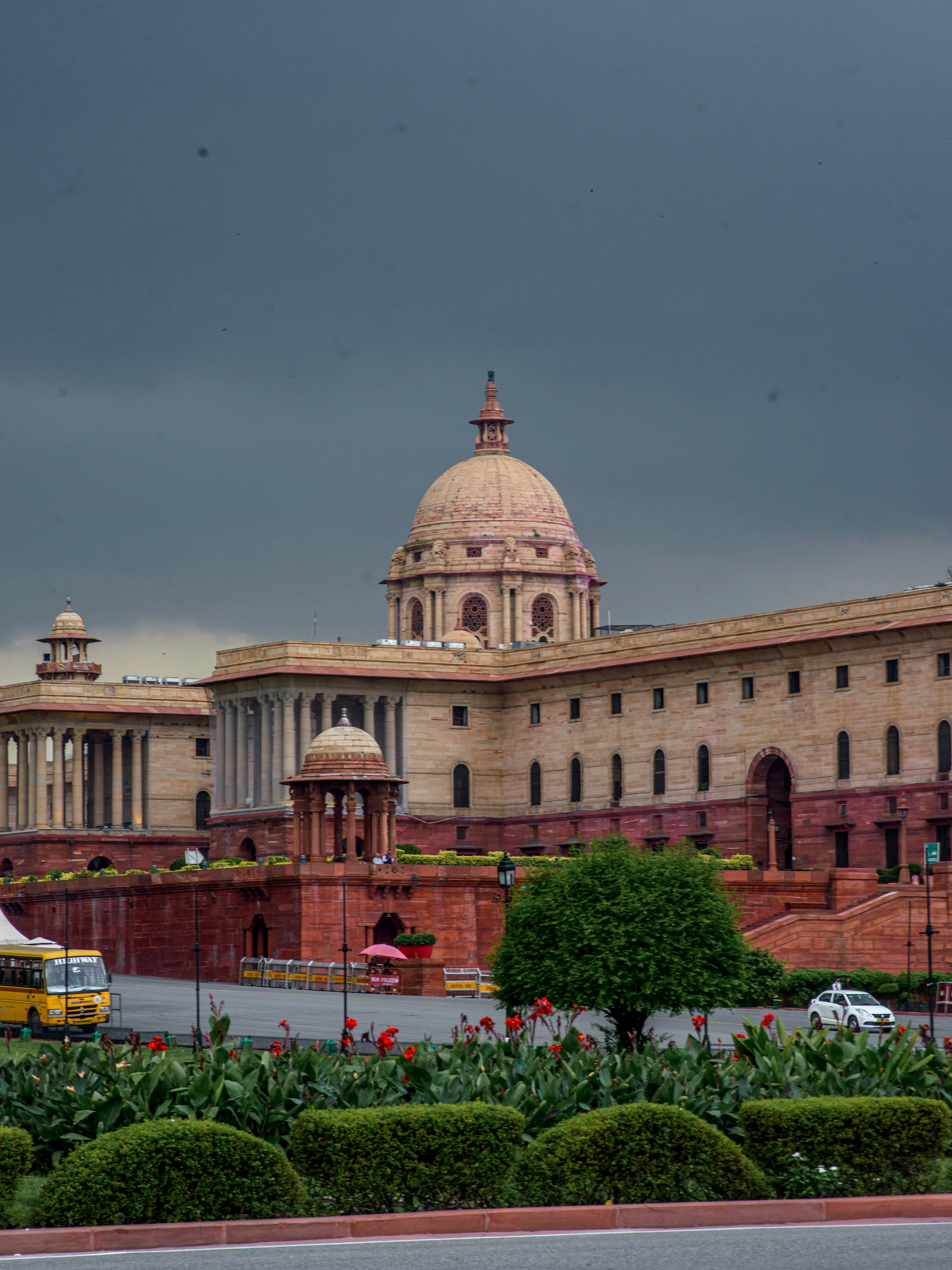 Fine Dining and Contemporary Cuisine