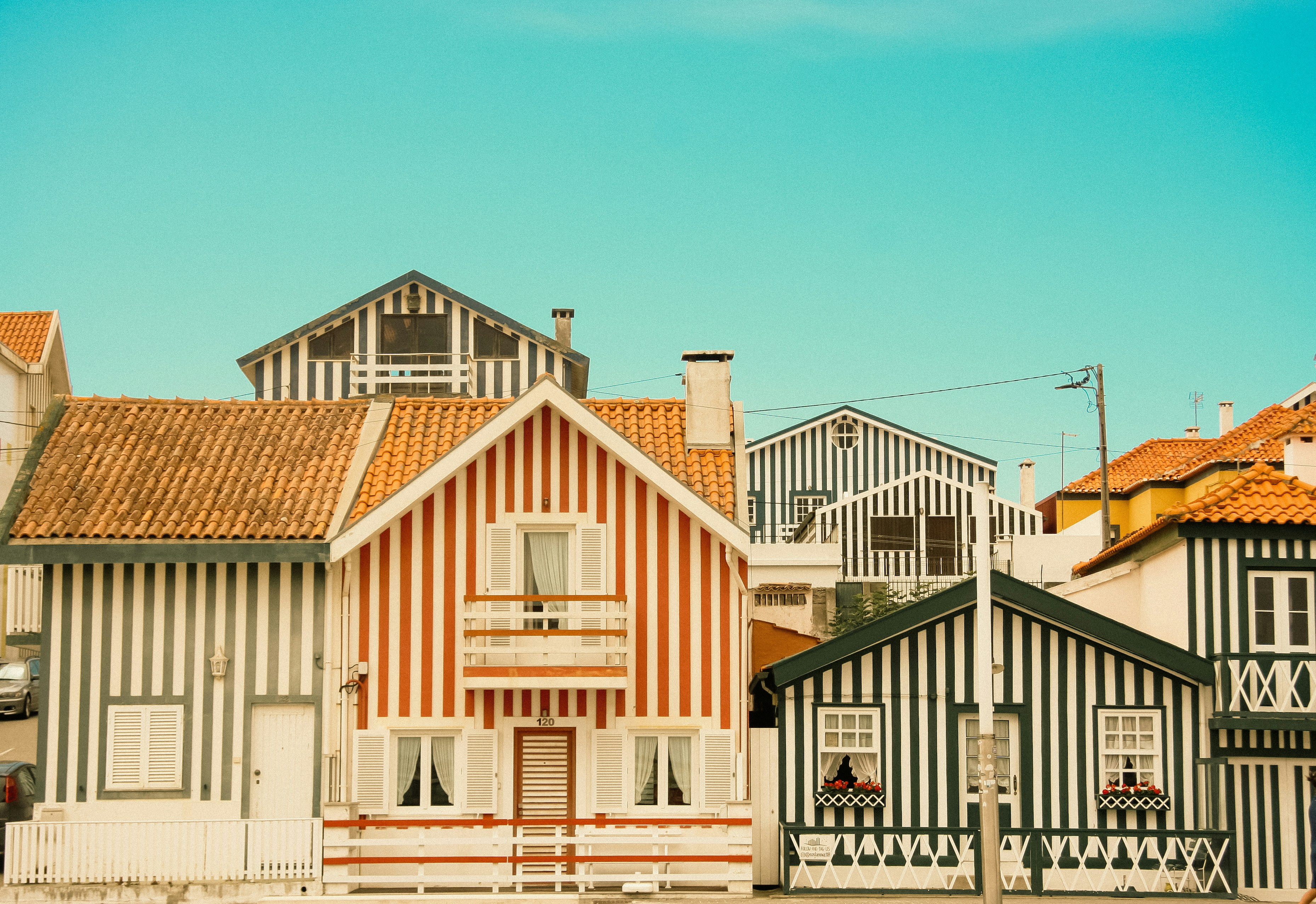 Innovative Home Designs: Sustainable, Smart, and Compact Luxury Houses