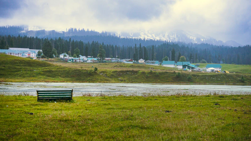 Best Cafes in Gulmarg That Locals Actually Go To