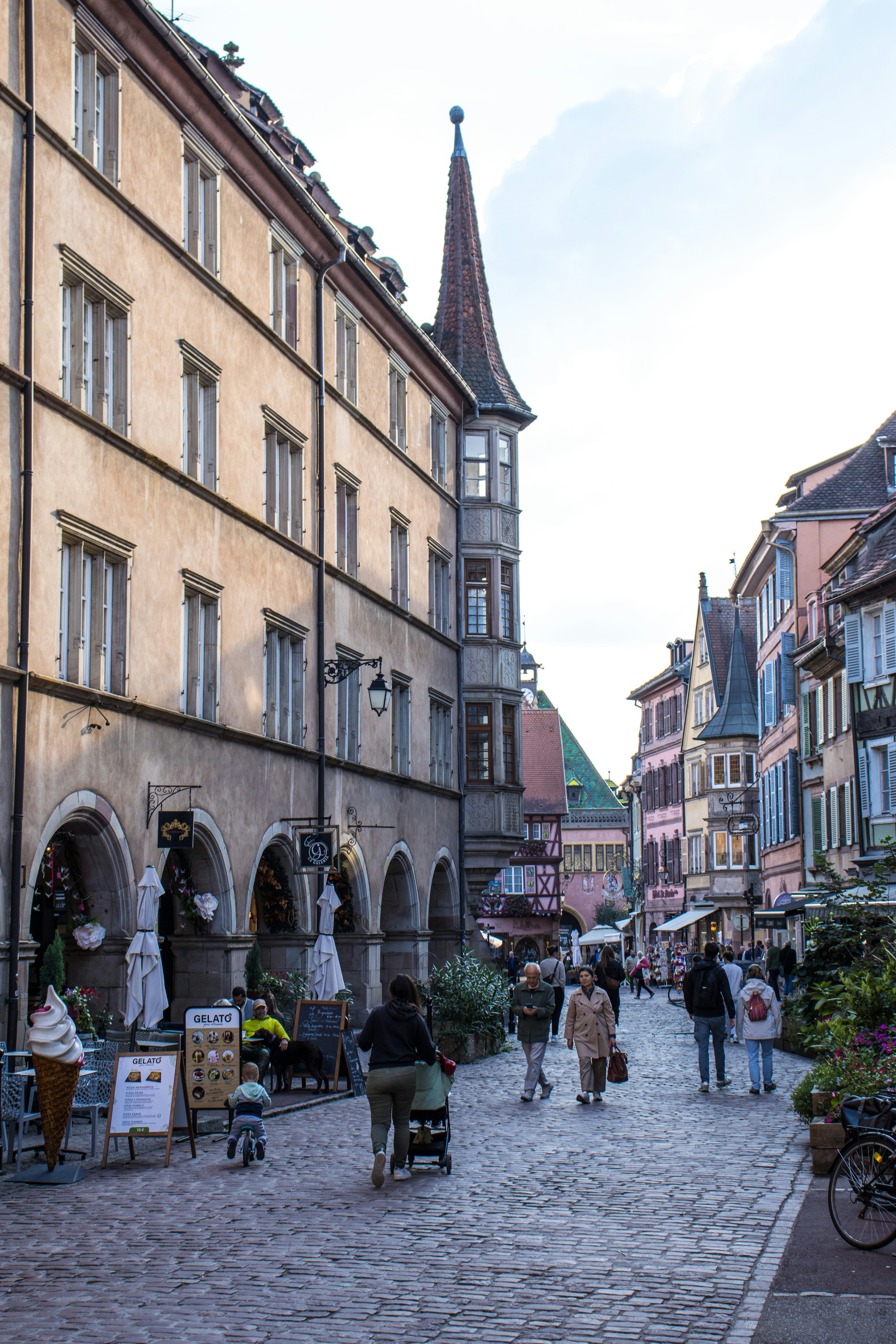 Photo by lucasgallone