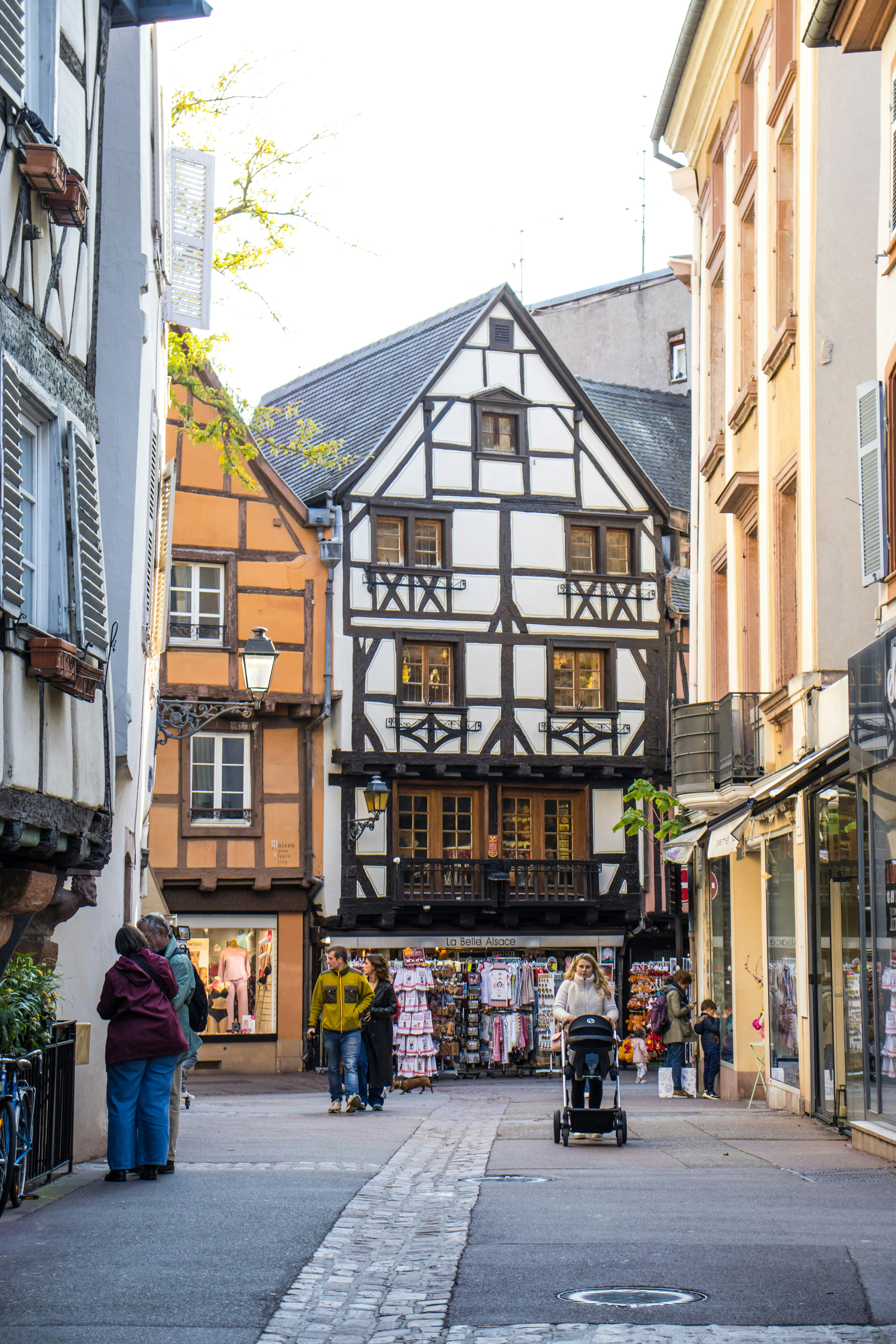 Photo by lucasgallone