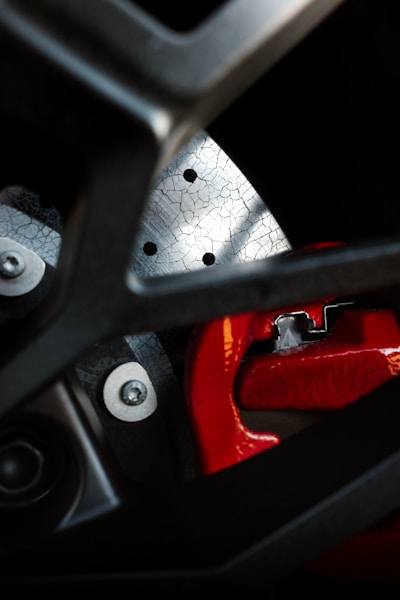 StopTech ST-40 caliper with 355mm slotted rotor