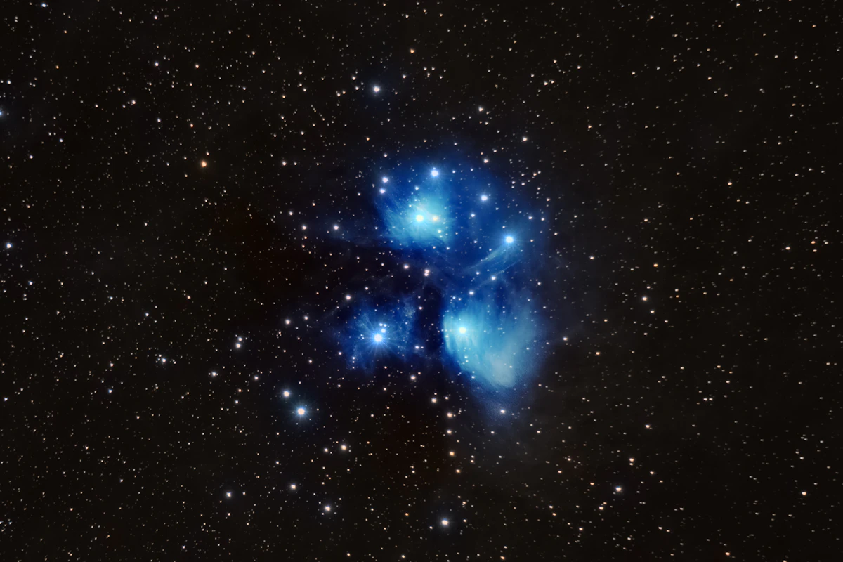 A blue star cluster in space