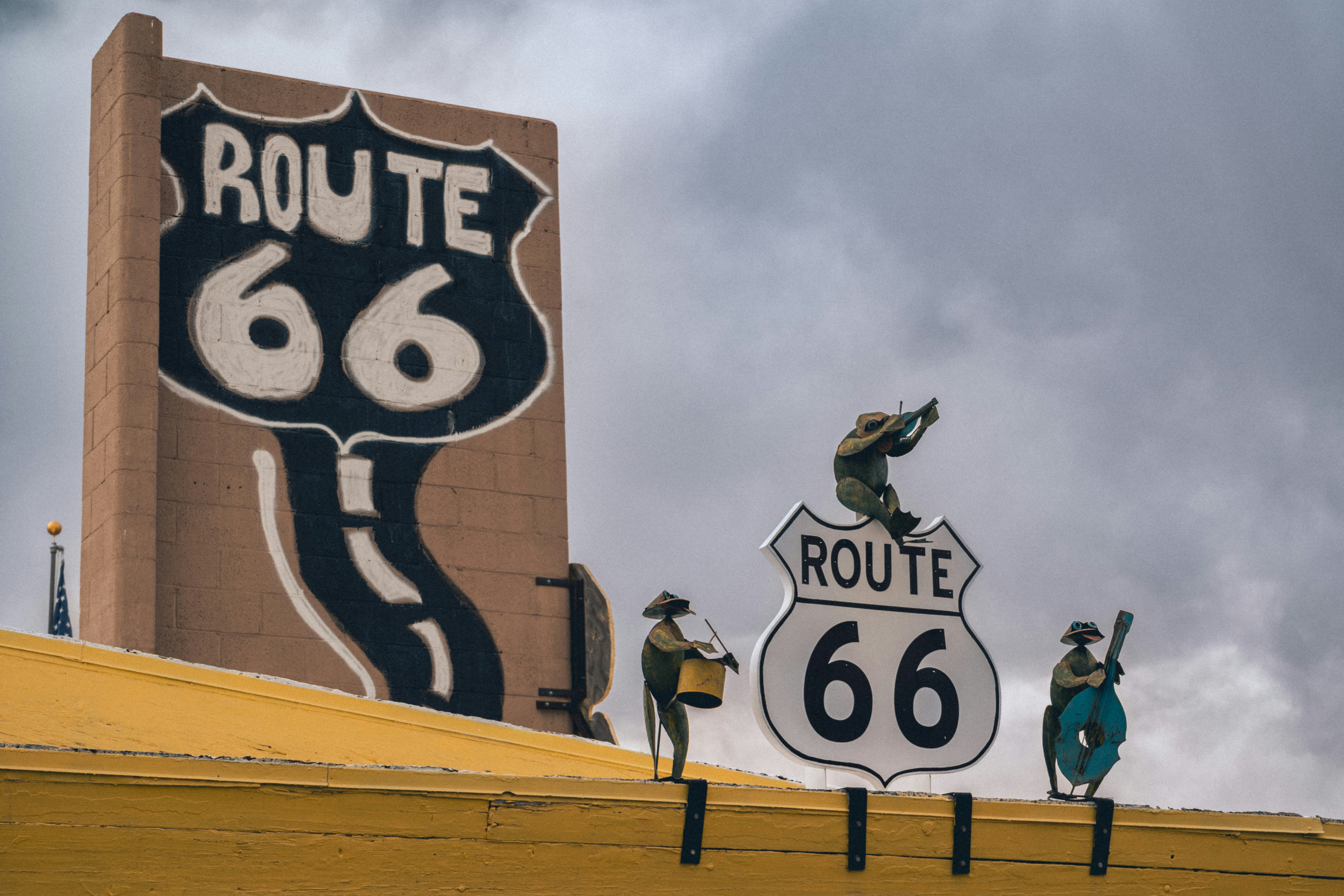 Route 66 signs on the rooftop