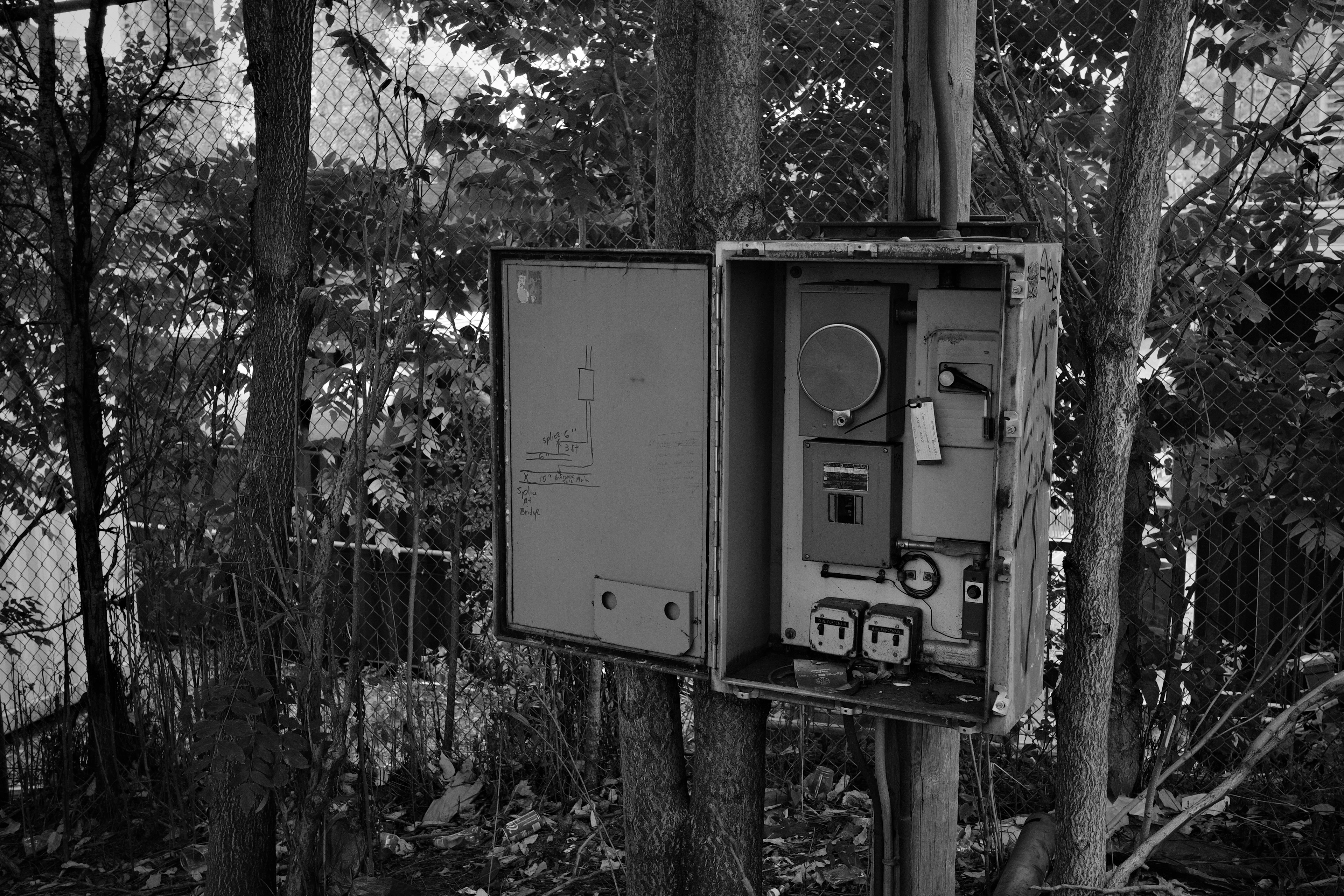 Open electrical box
