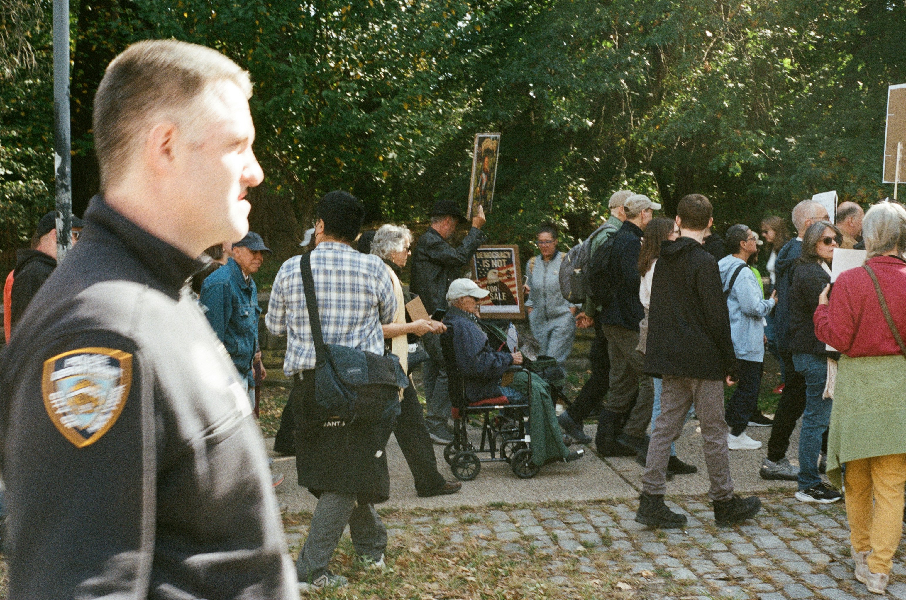 민중의 함성이 역사를 바꾼다! 광장에서 피어난 민주주의 이야기