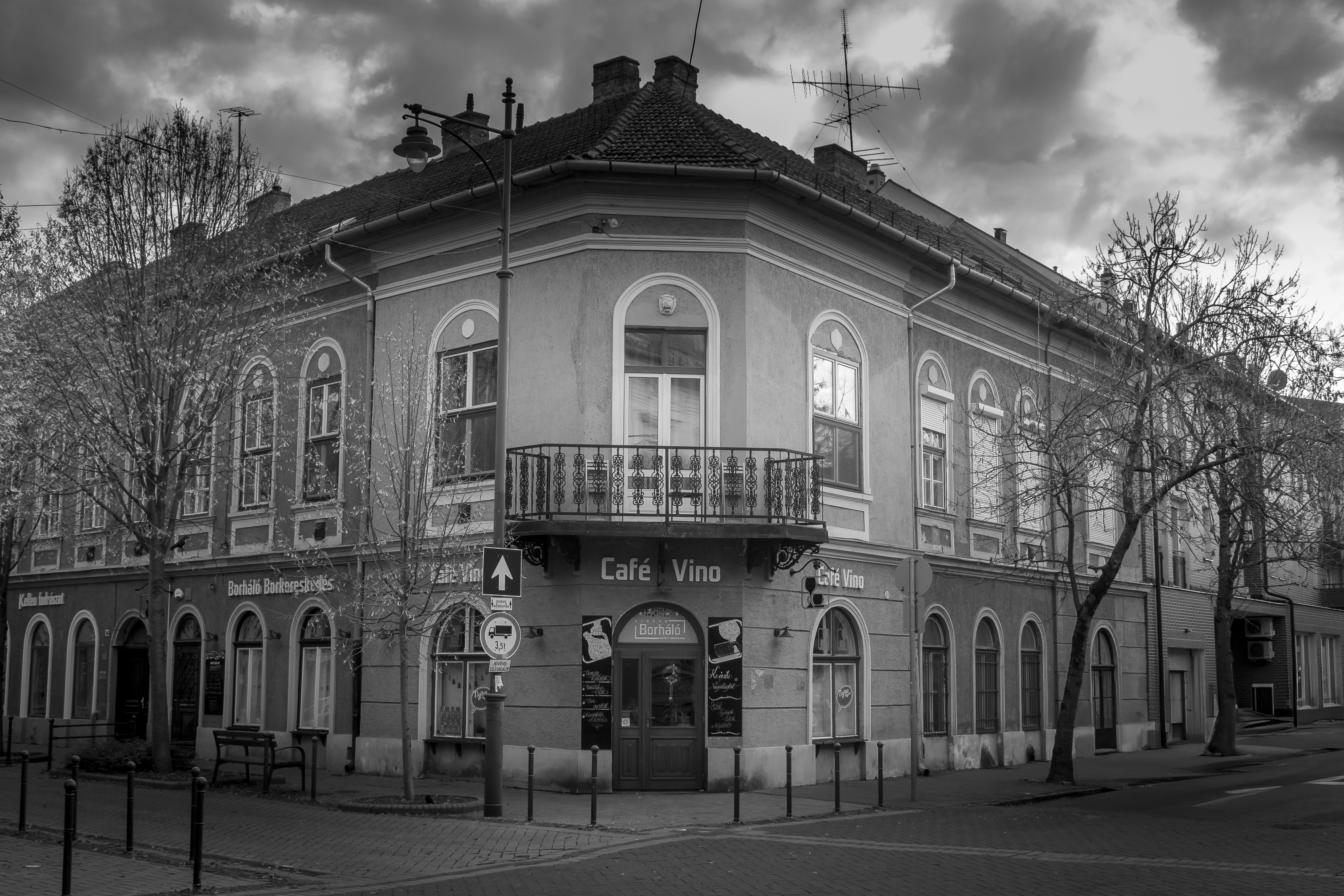 Photo by umairaliasad