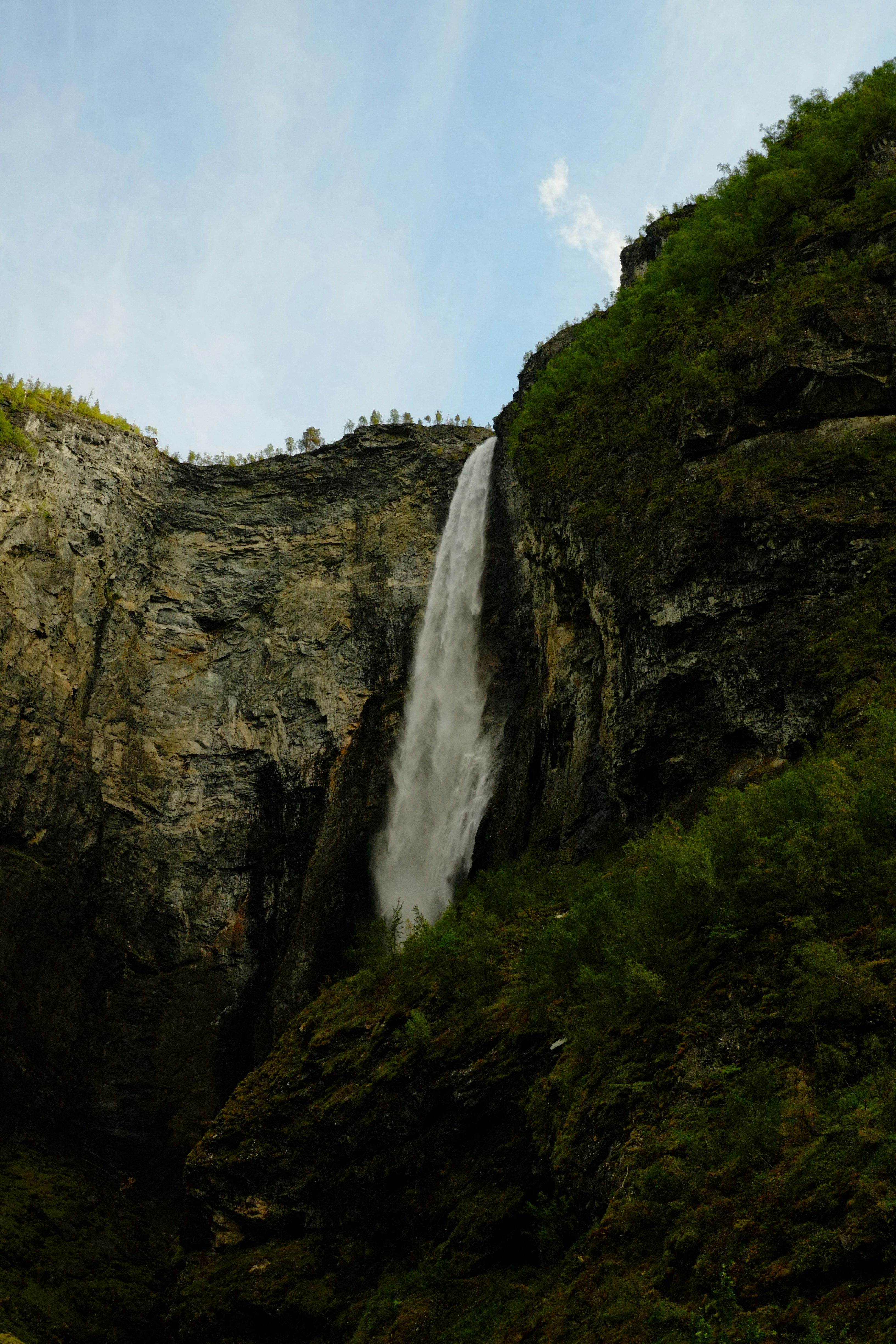 Photo by bernhardbar