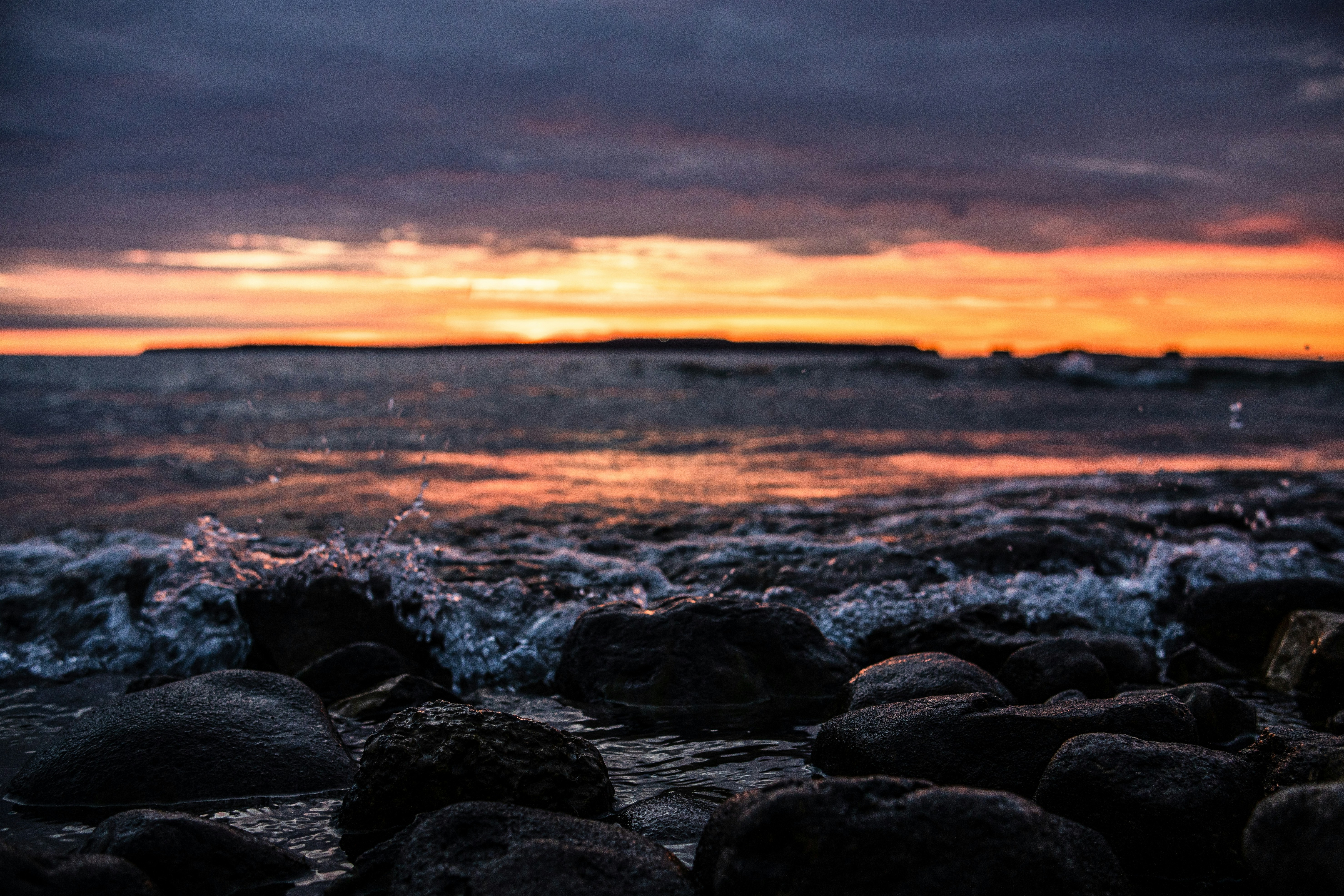 Photo by barnabaspiper