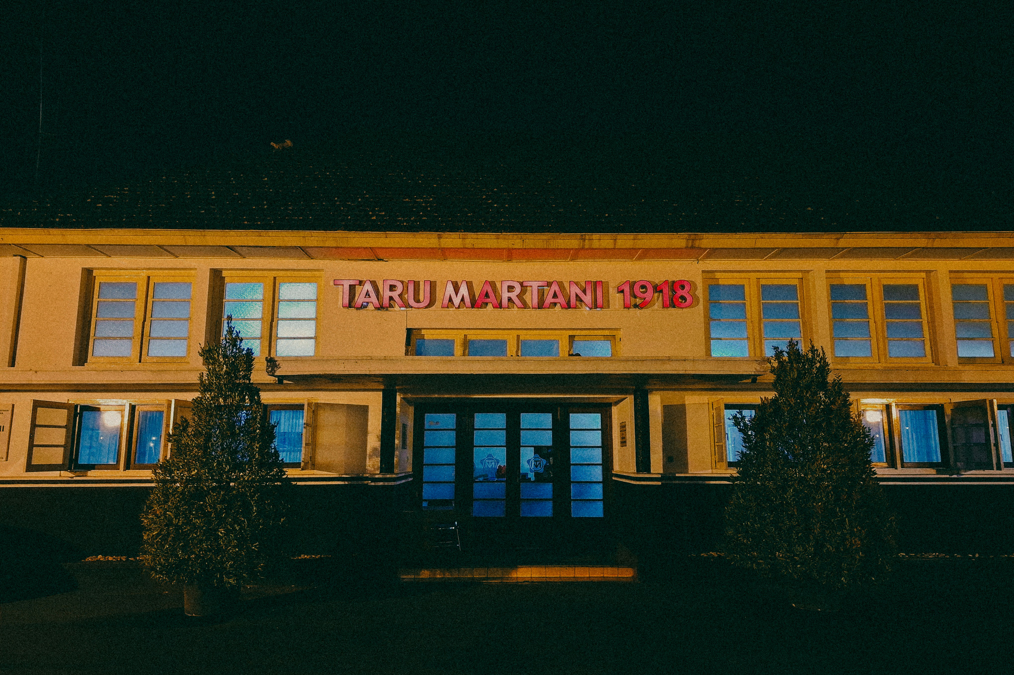 photo-1761241494934-31857bd33c98?ixid=M3