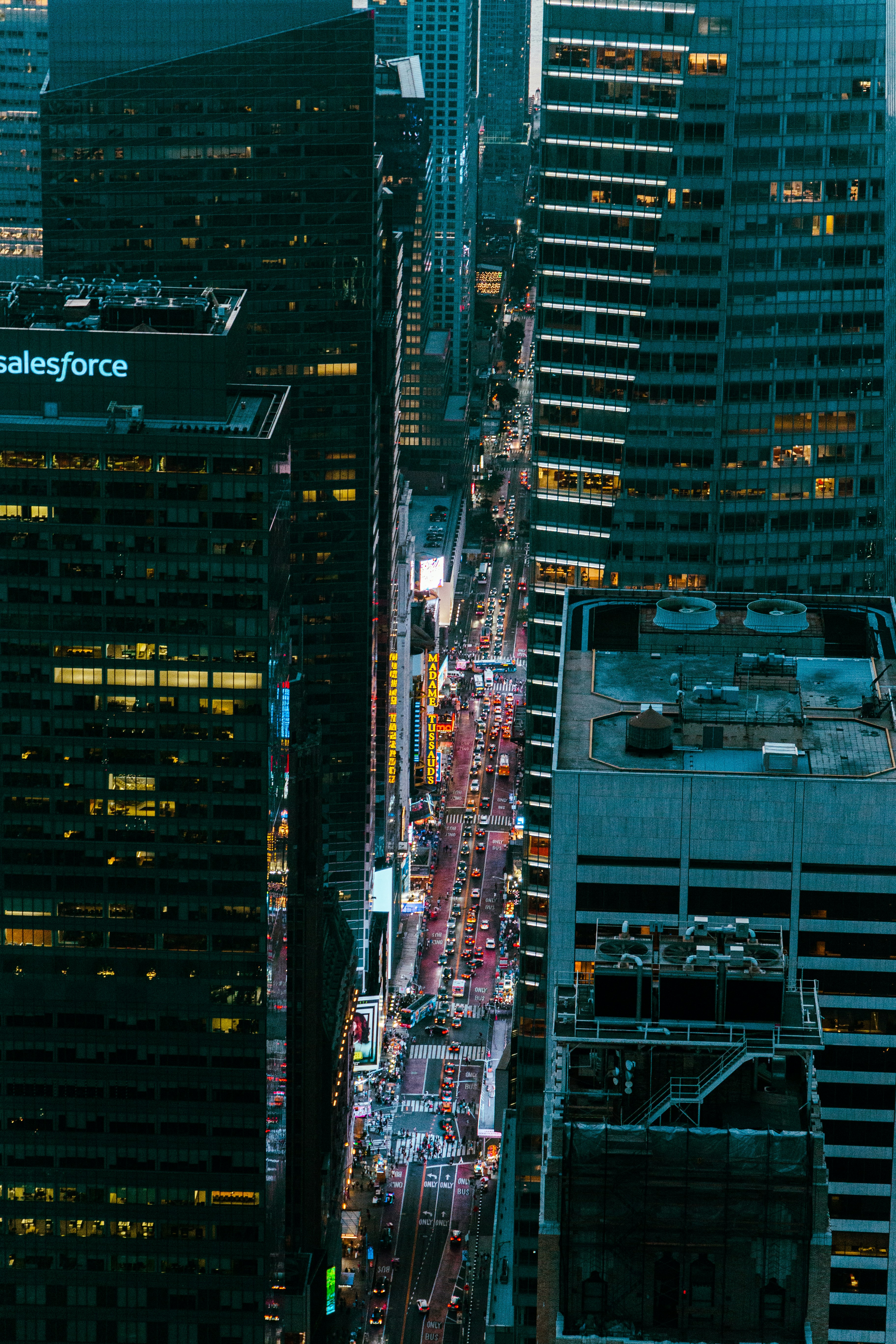 Photo by maxim_klimashin