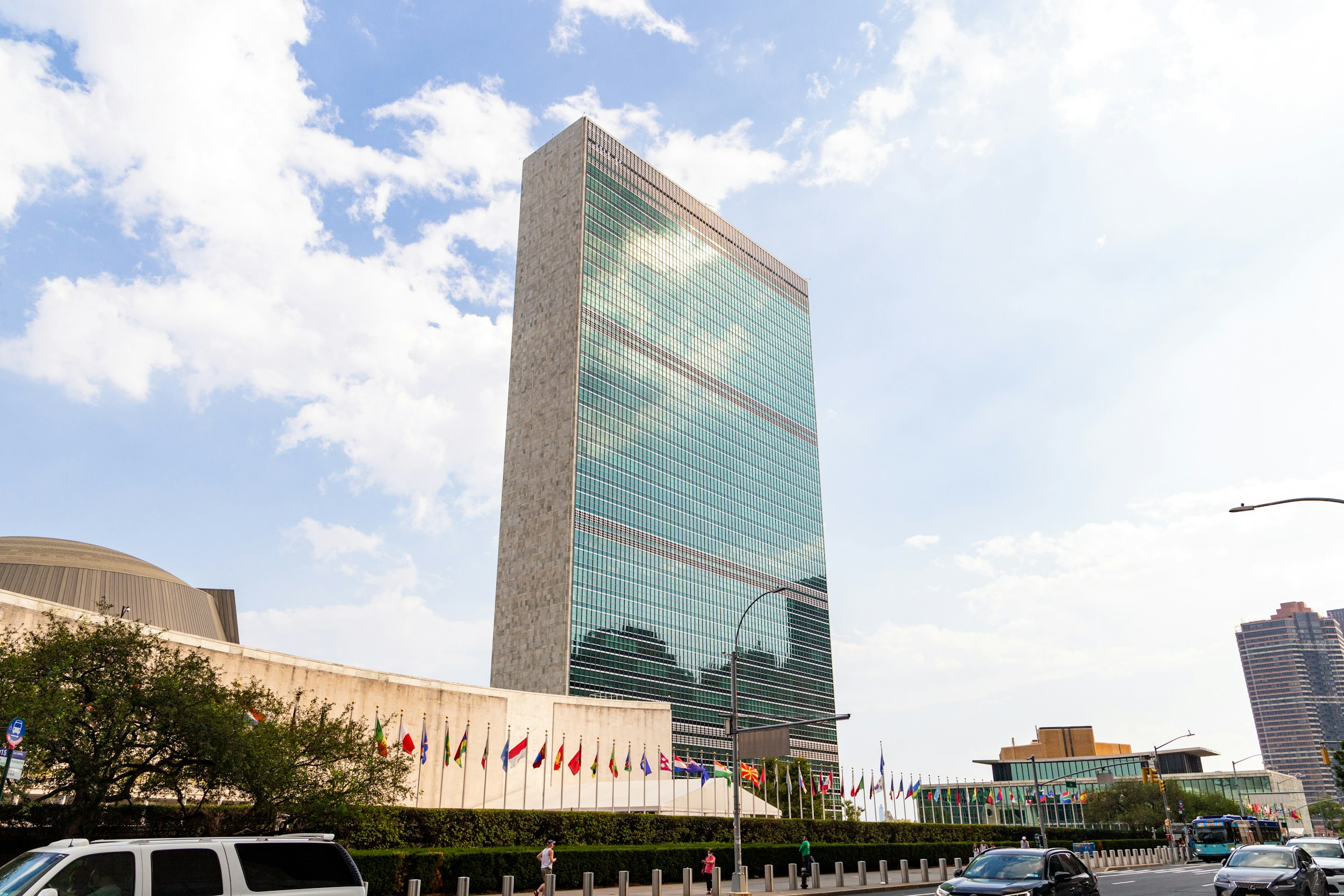 united nations building flags new york