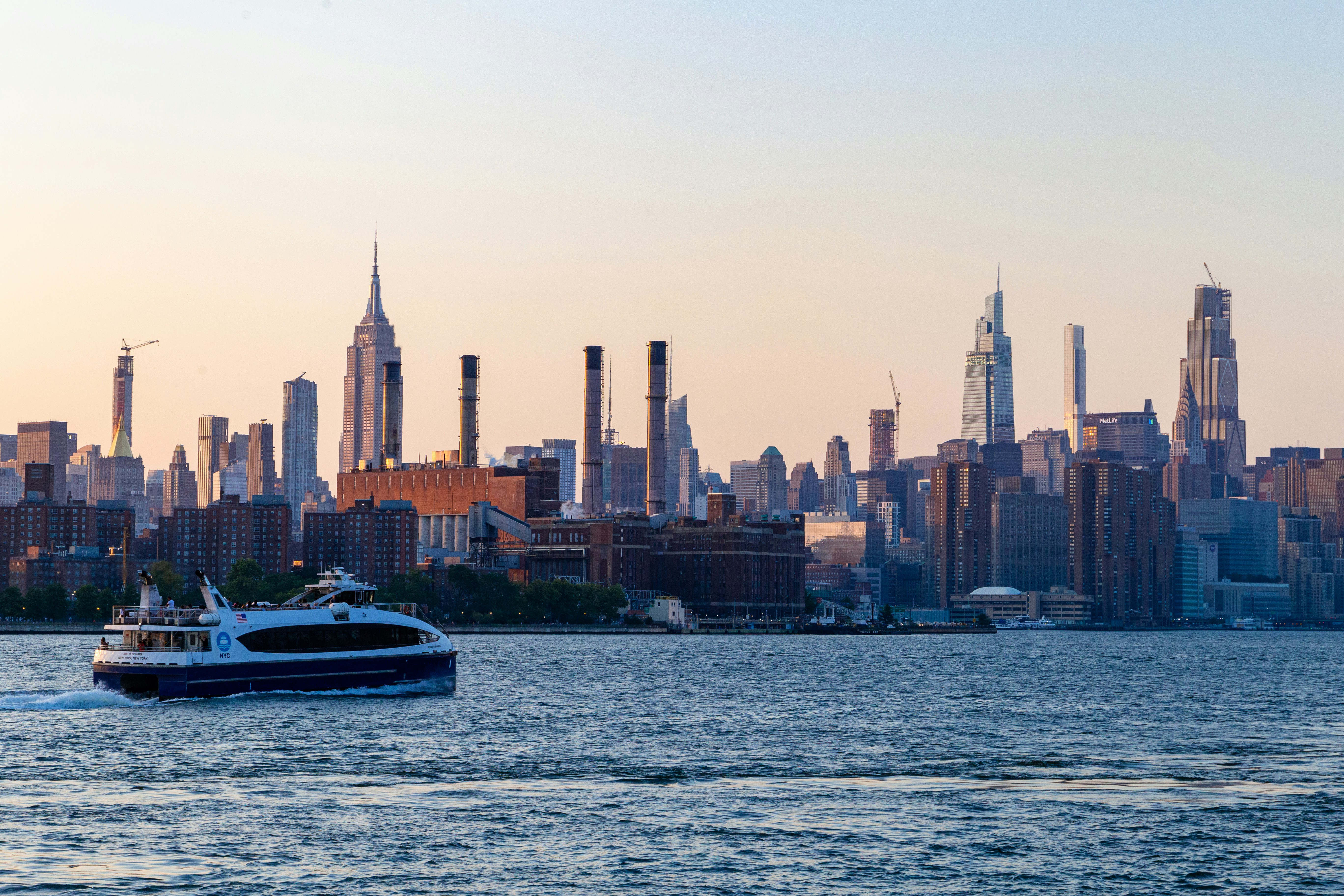 Photo by maxim_klimashin