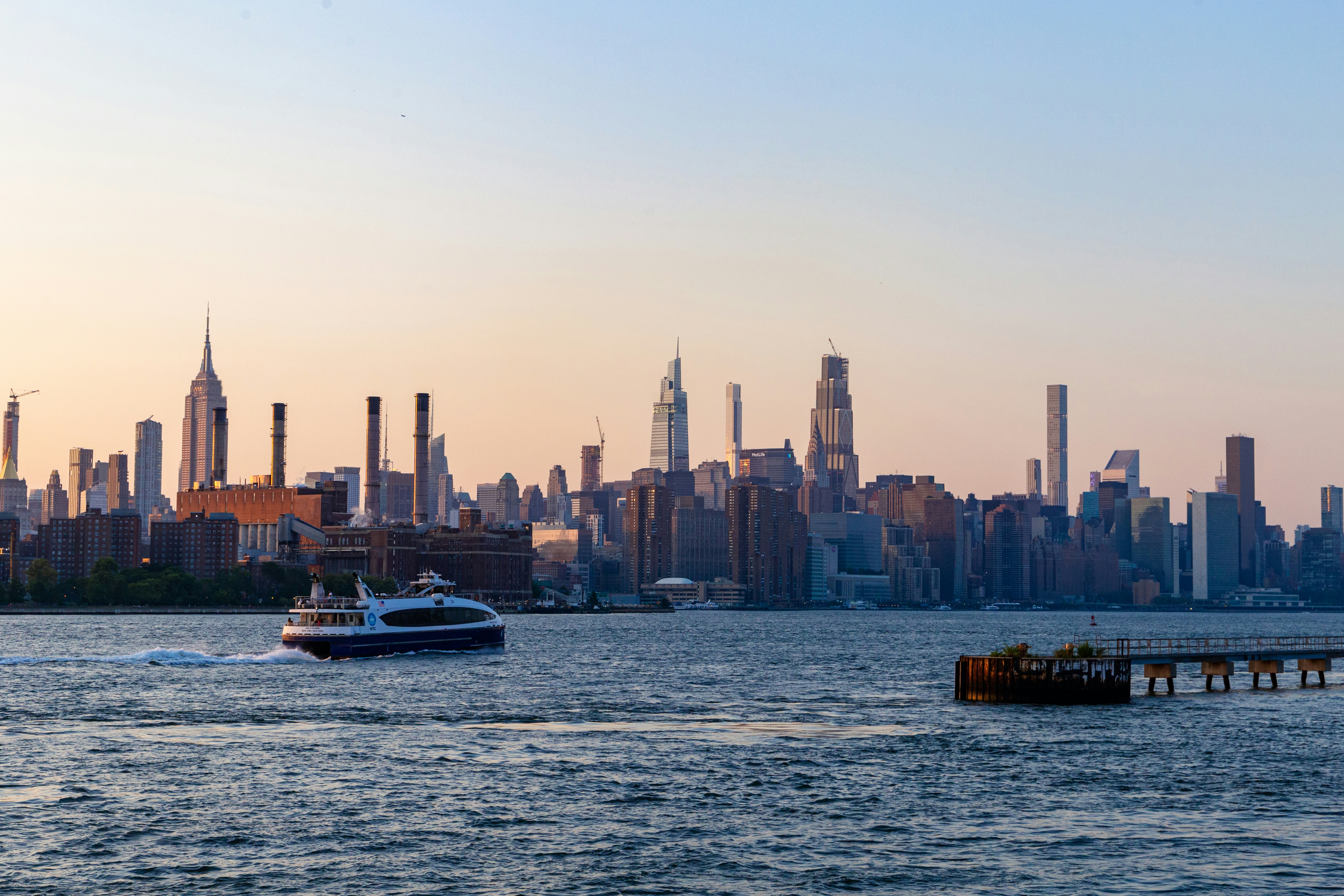 Photo by maxim_klimashin