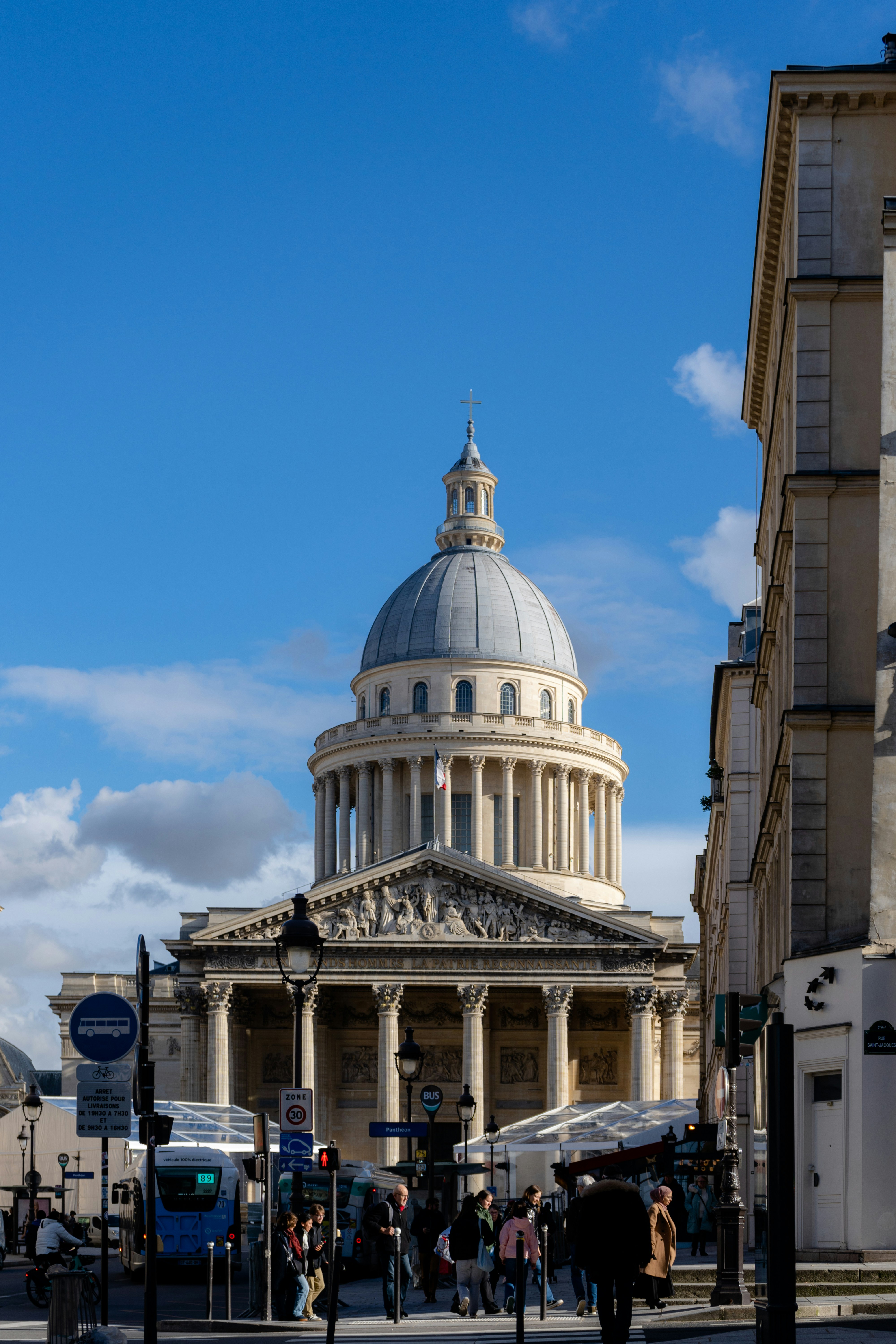 Photo by maxim_klimashin