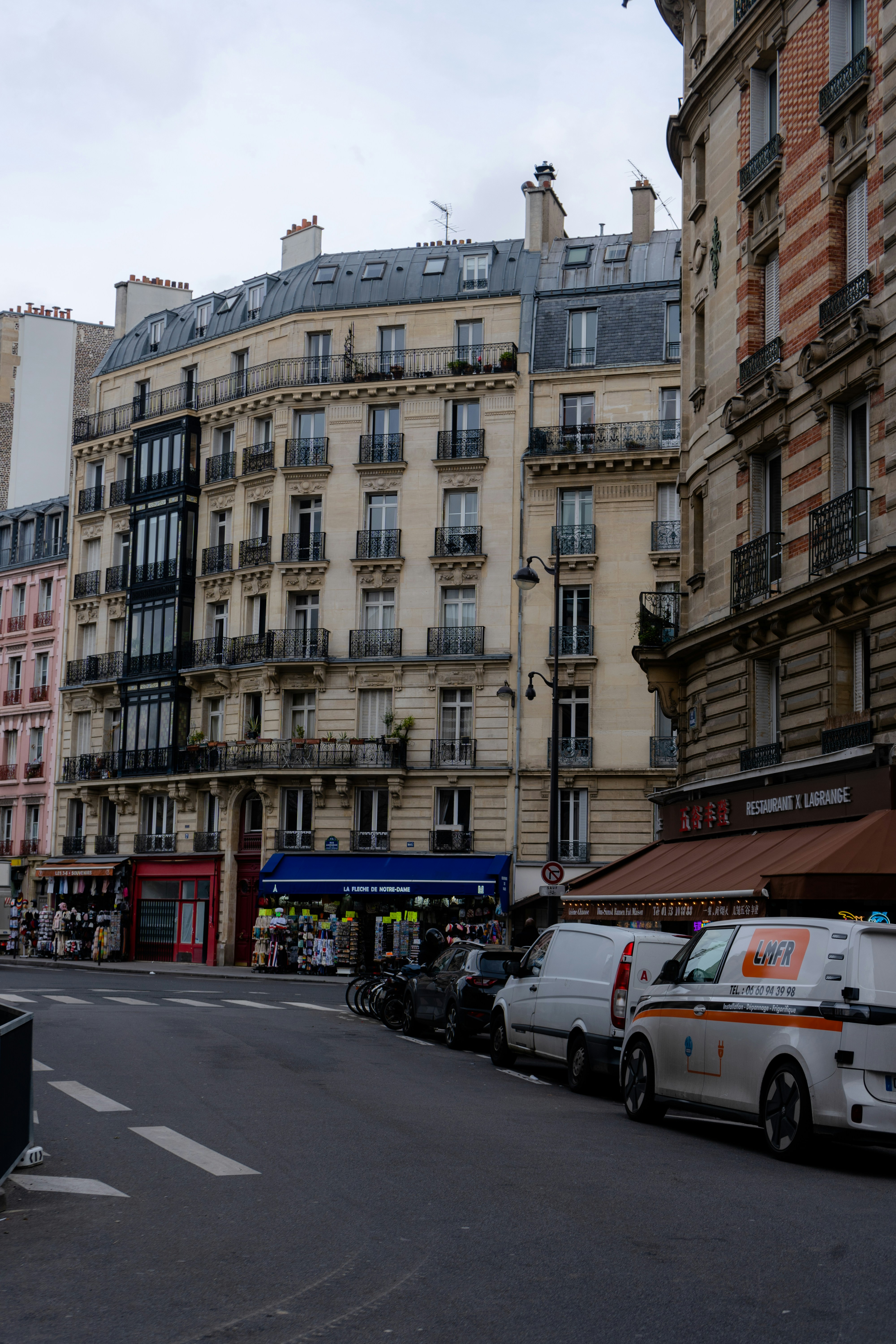 Photo by maxim_klimashin