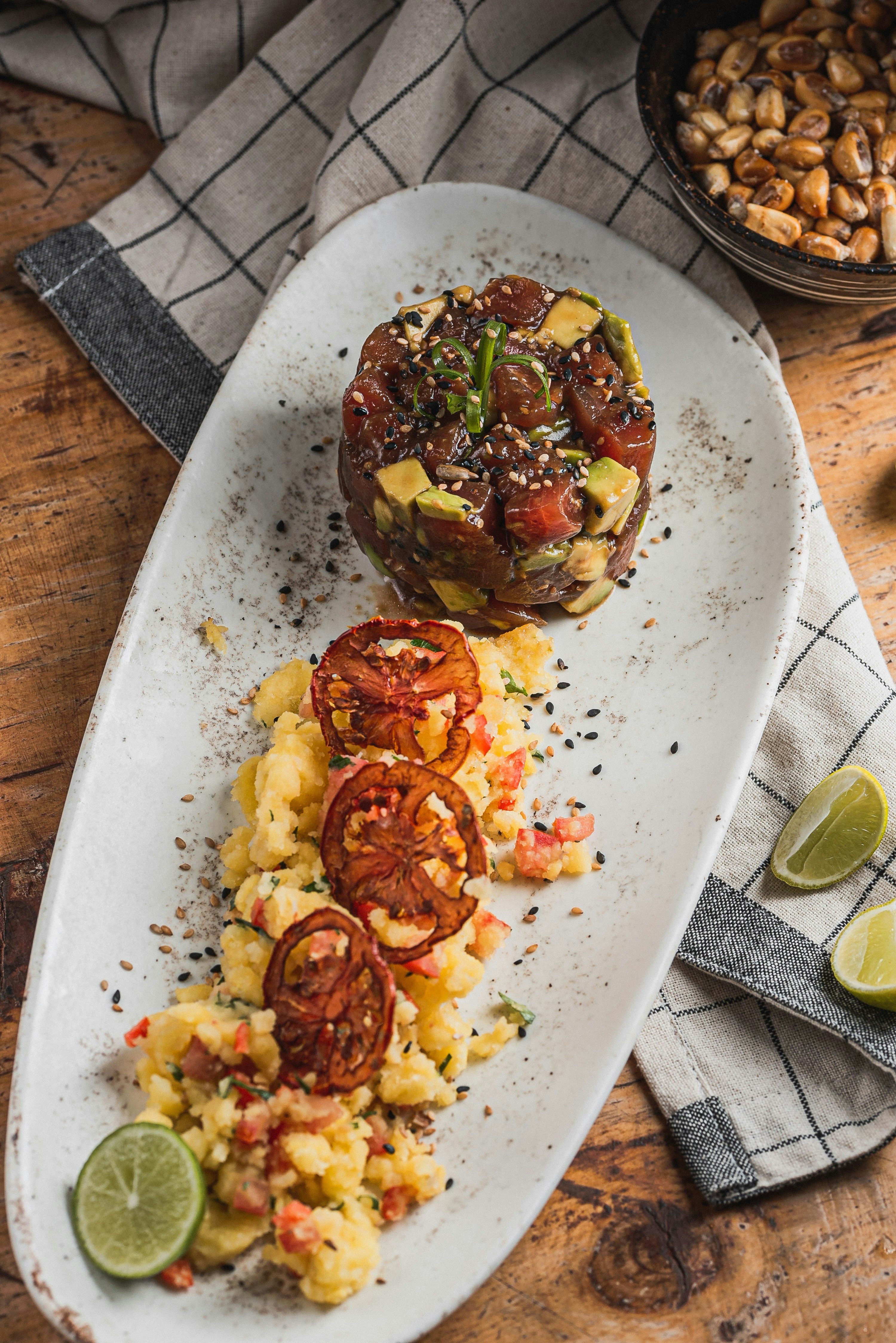 Sopes de Elote al Horno con Claras Revueltas, Frijoles Negros y Salsa de Chile Ancho