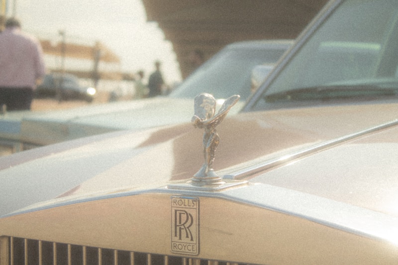 iconic luxury car symbol for Melbourne wealth