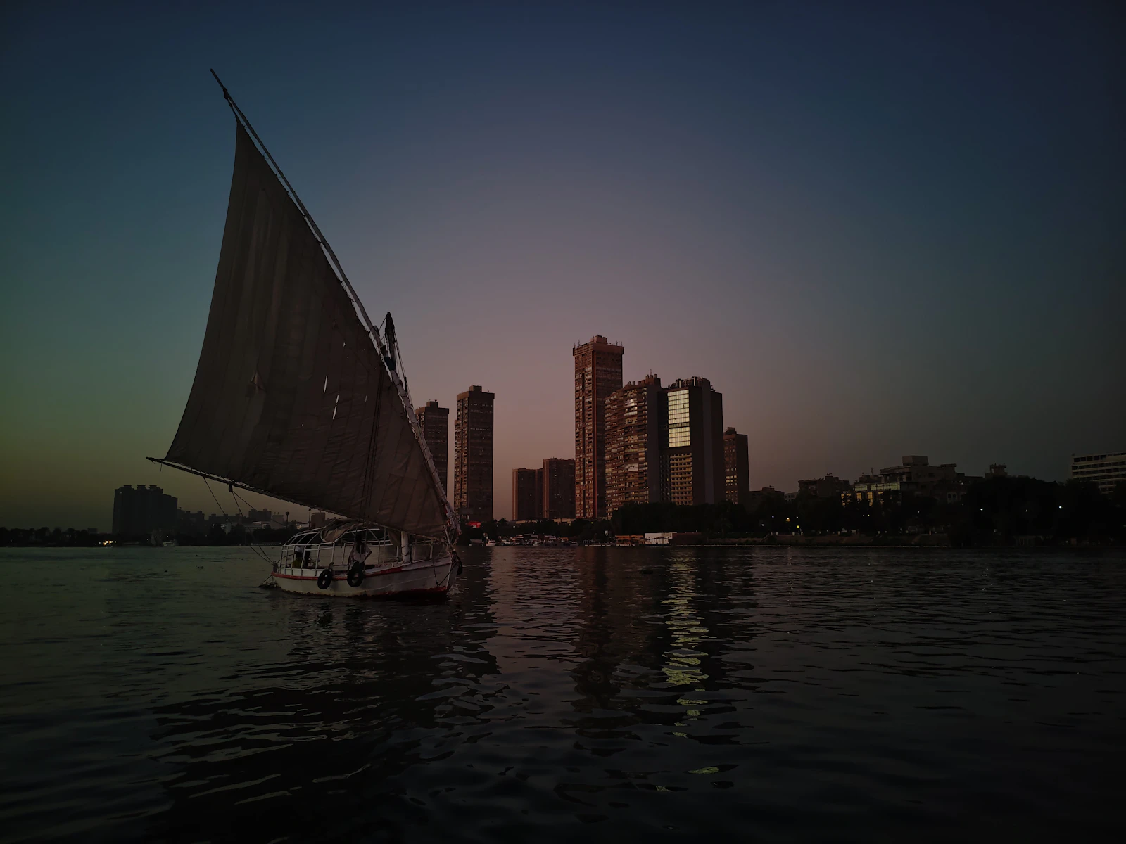 Four Seasons Hotel Cairo at Nile Plaza