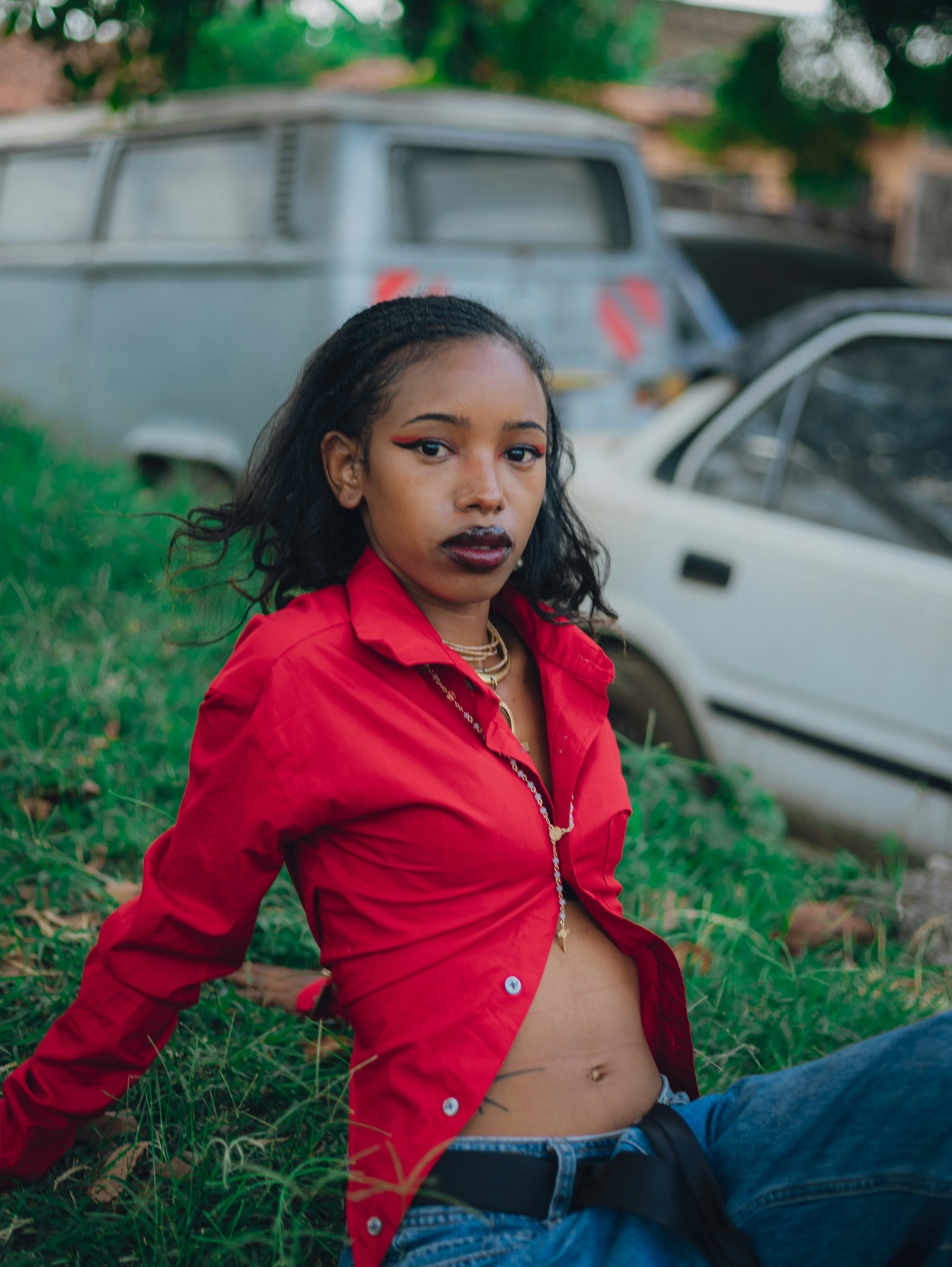 Advanced Retail Strategies for Indie Beauty: Micro‑Gifts, Live Commerce and Barrier‑Repair Kits that Convert (2026 Playbook)