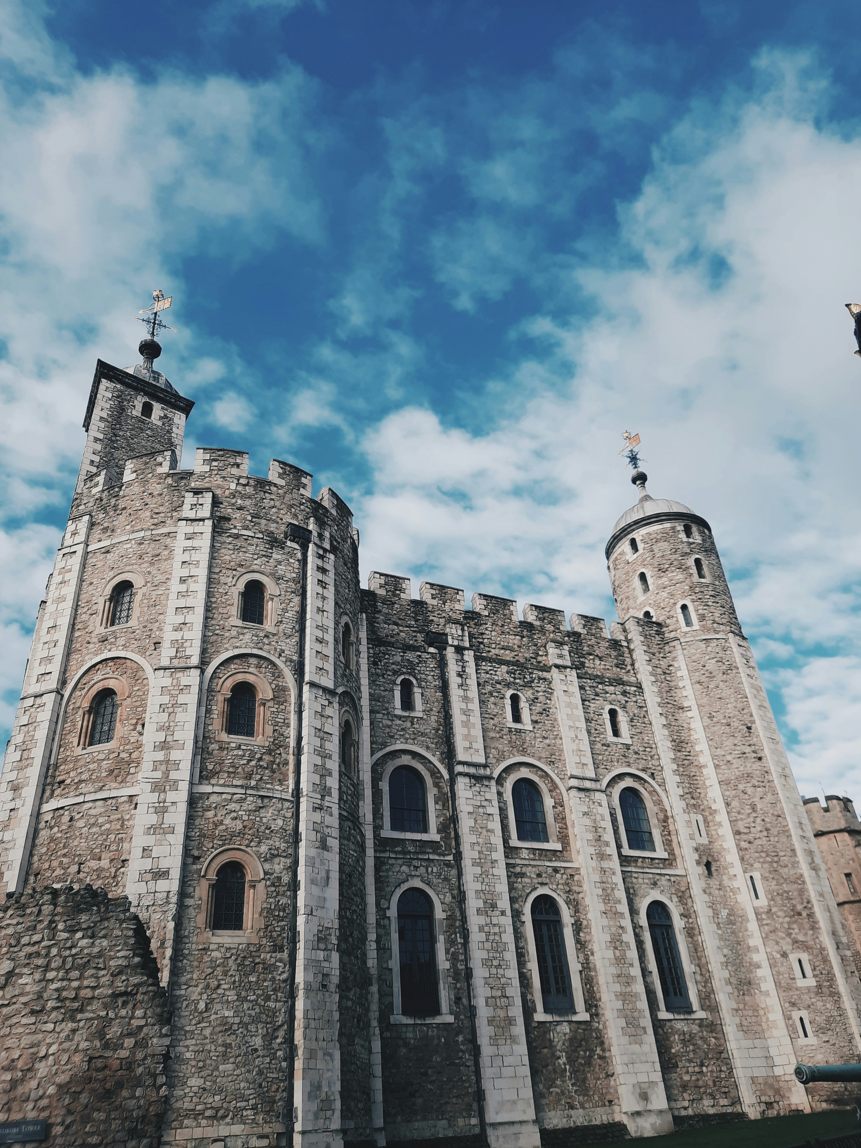 Photo by _a_world_picture