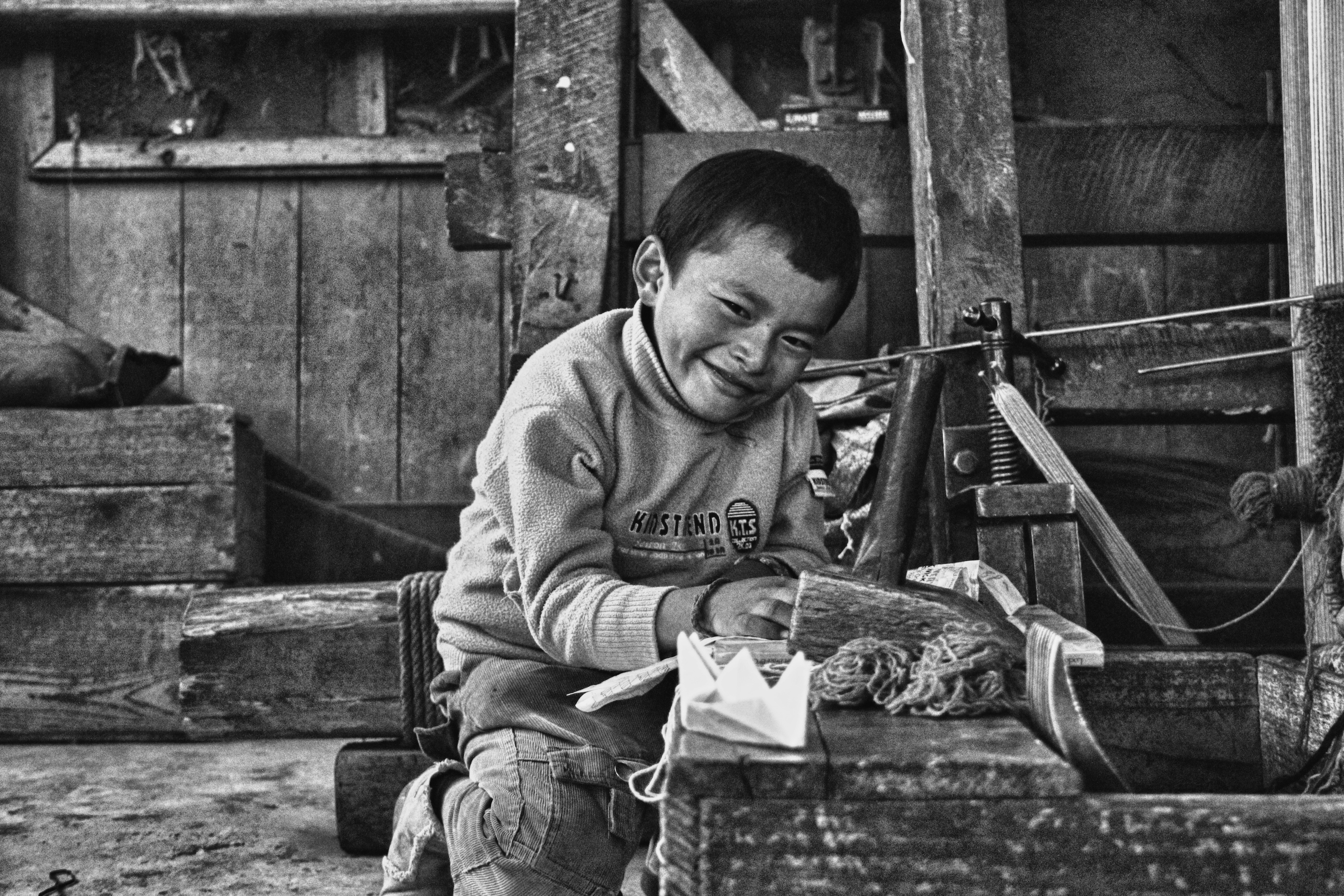 專注創作的孩子