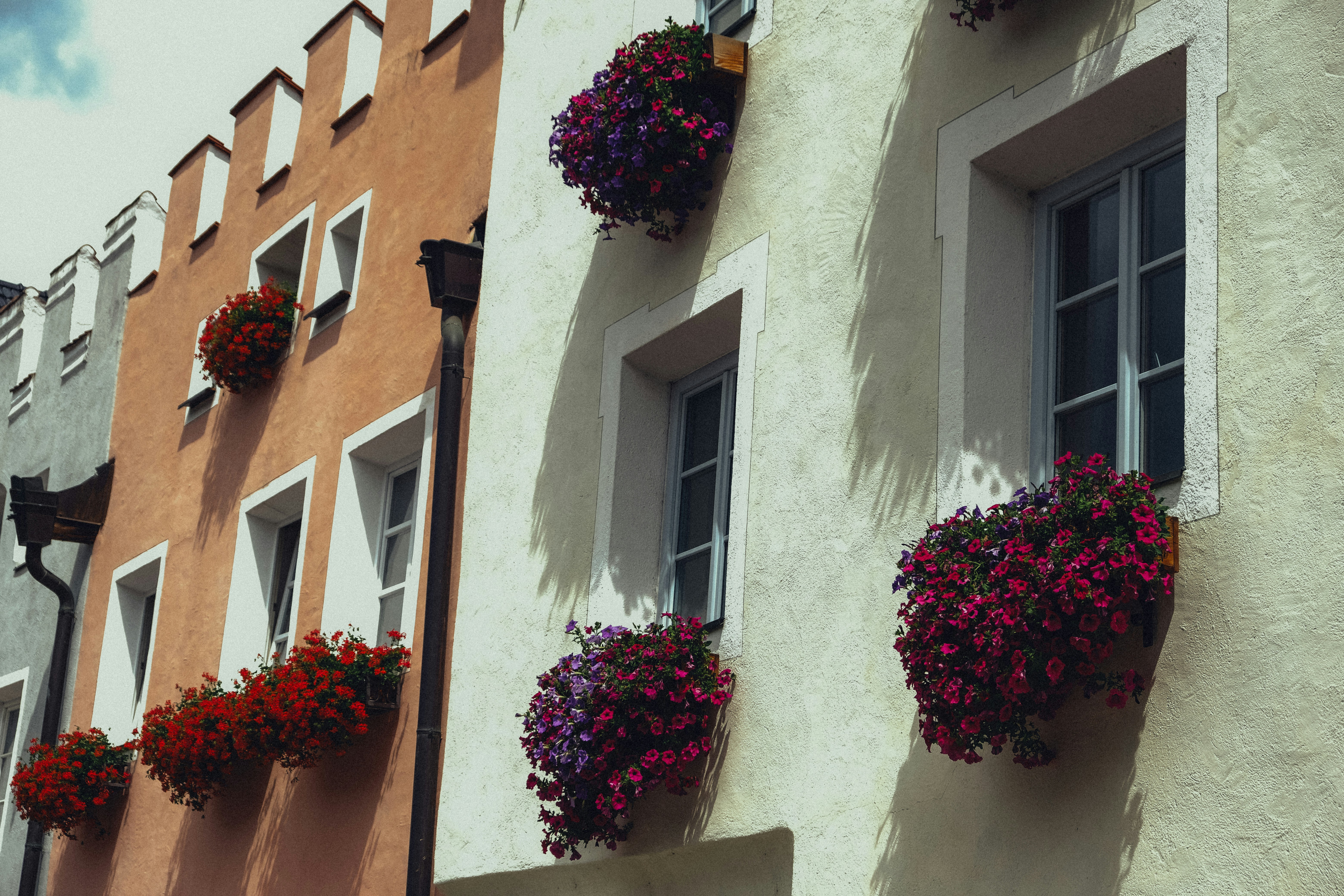 How to Handle Landlord escalating issues over old box spring: 2026 Solutions